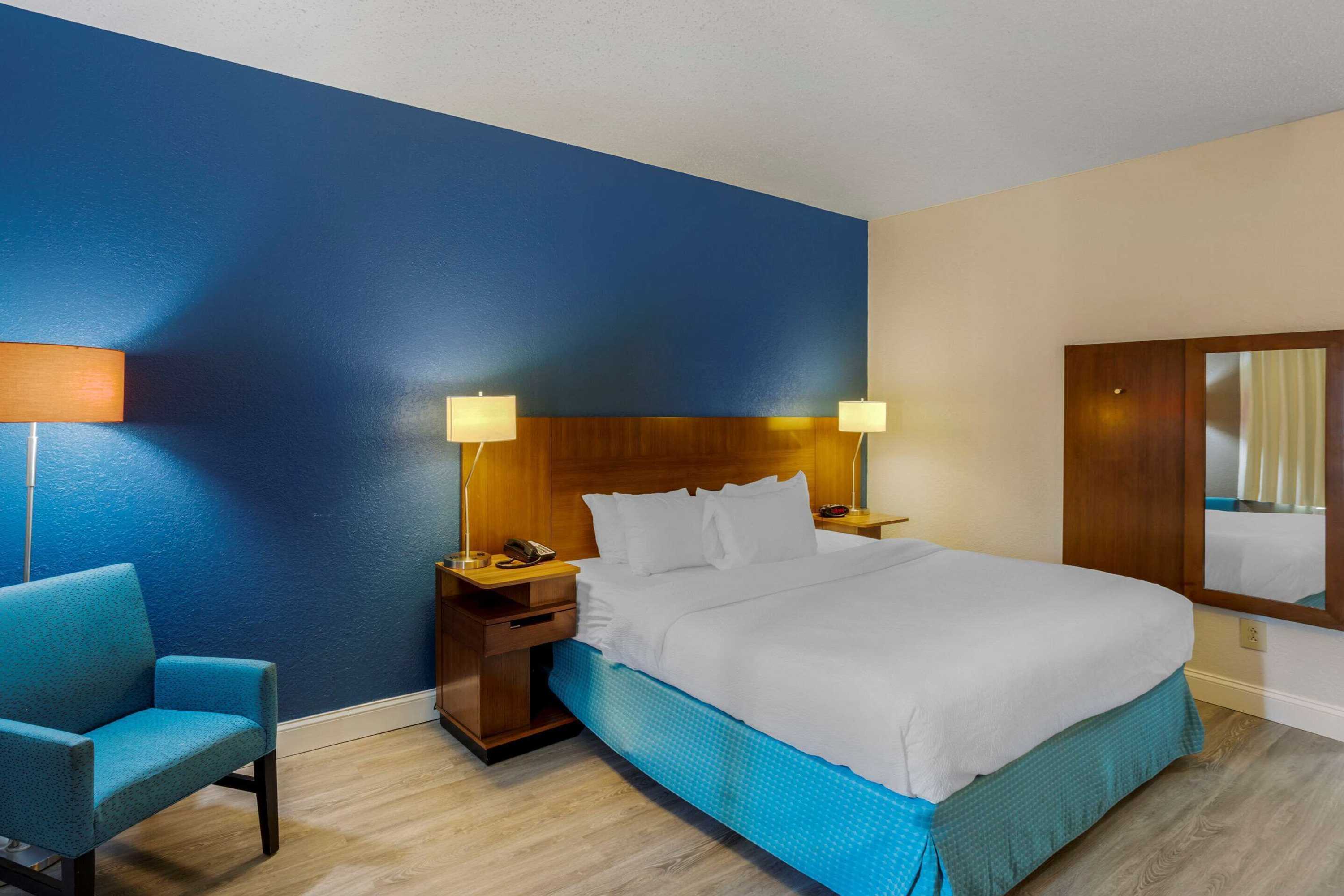 Gift card for Comfort Inn & Suites Mt Laurel-Philadelphia Gift card for Comfort Inn & Suites Mt Laurel-Philadelphia