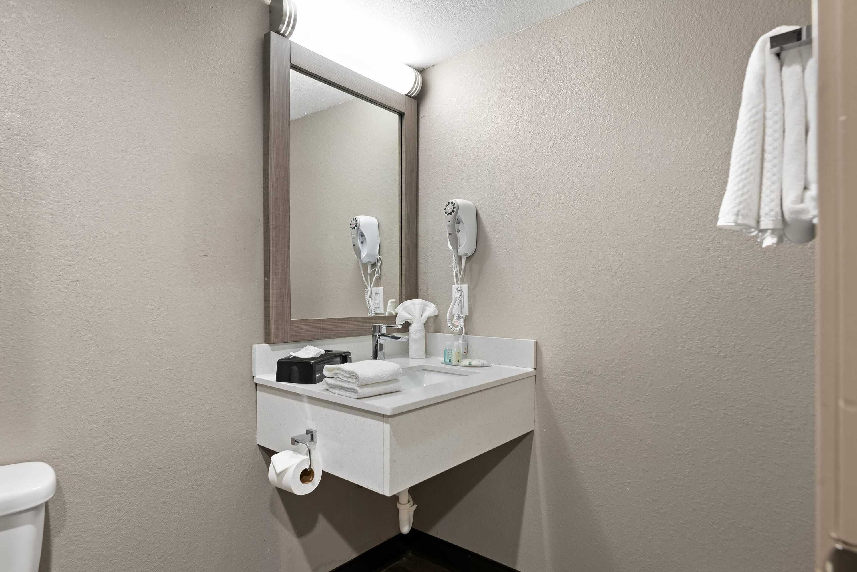 Gift card for Quality Suites Wildwood - The Villages Gift card for Quality Suites Wildwood - The Villages