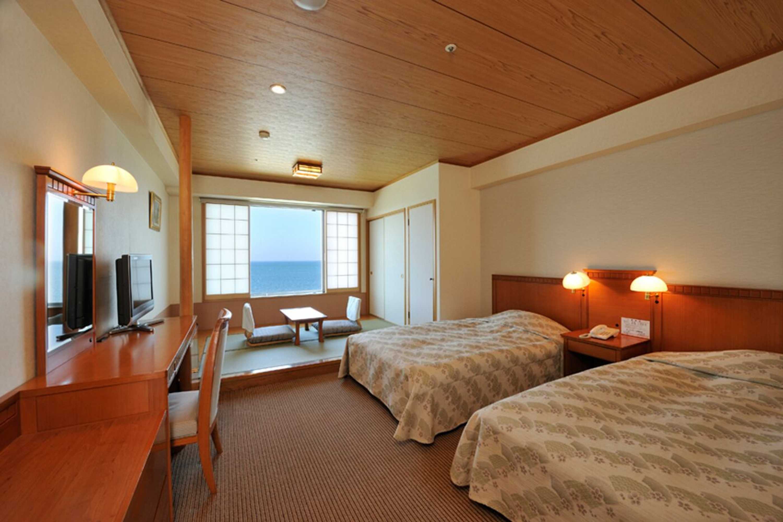 Gift card for Ryugujo Spa Hotel Mikazuki Ryugutei Gift card for Ryugujo Spa Hotel Mikazuki Ryugutei