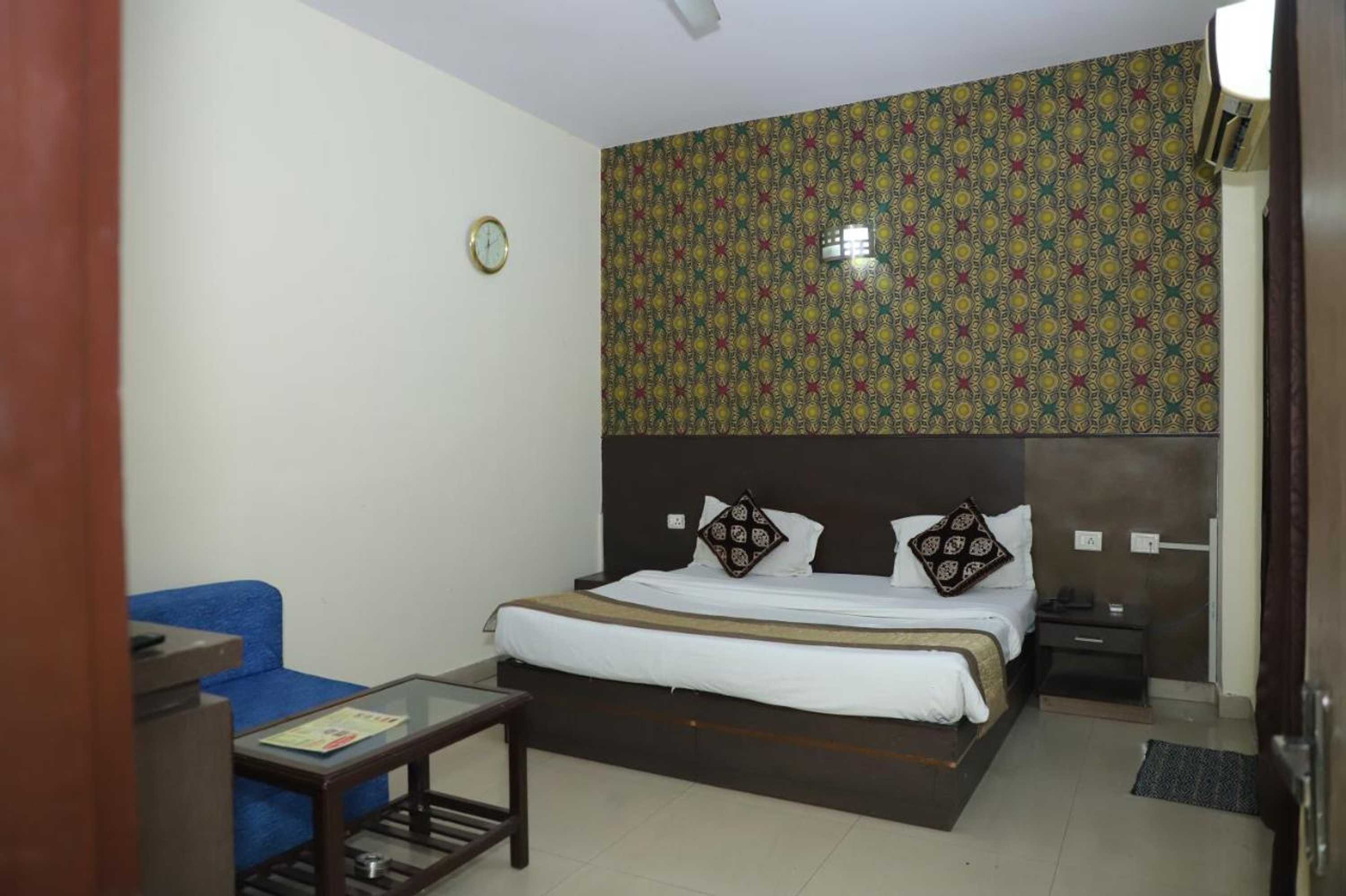 Gift card for Sunshine Residency by Oyo Rooms