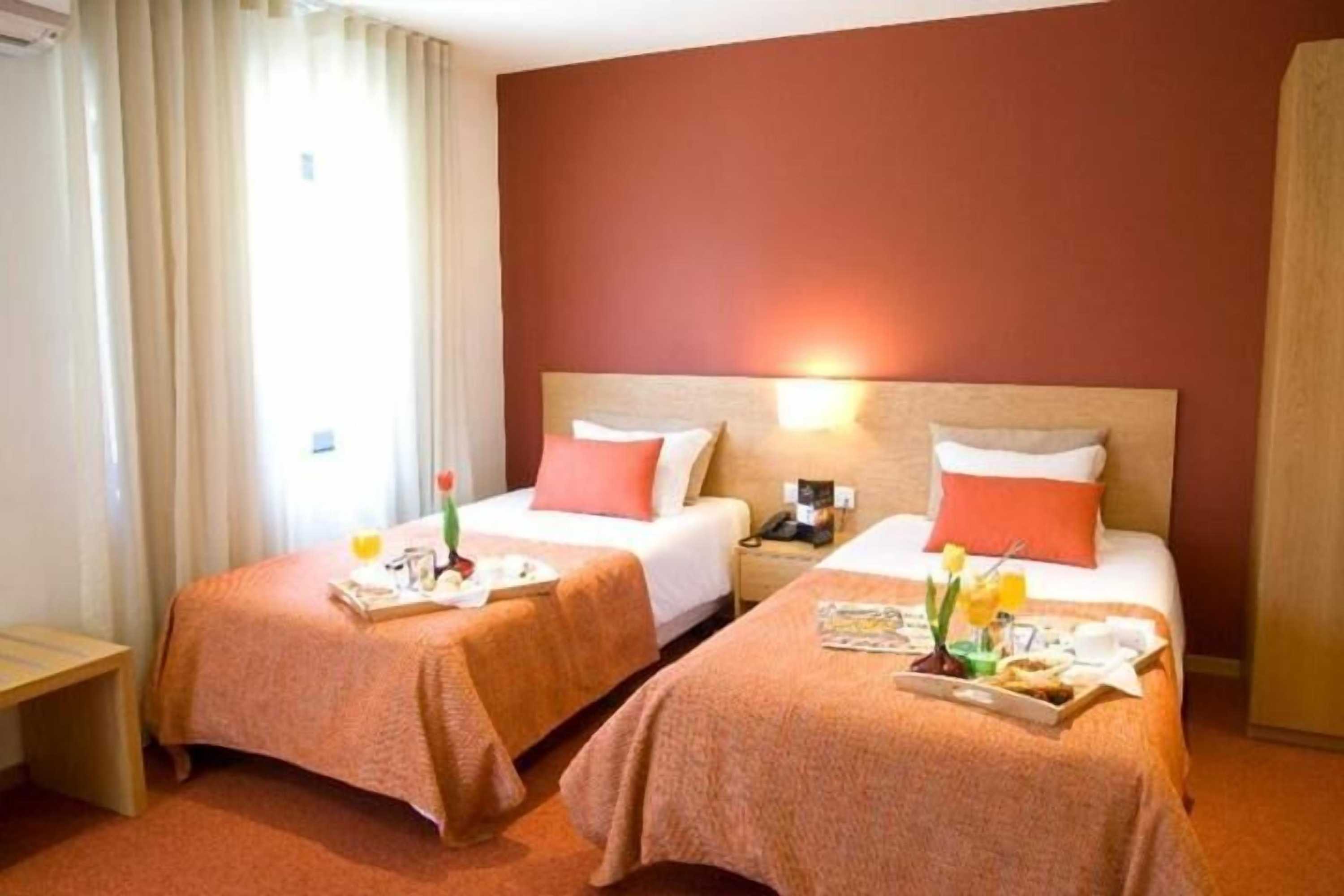Gift card for Paredes Hotel Apartamento Gift card for Paredes Hotel Apartamento