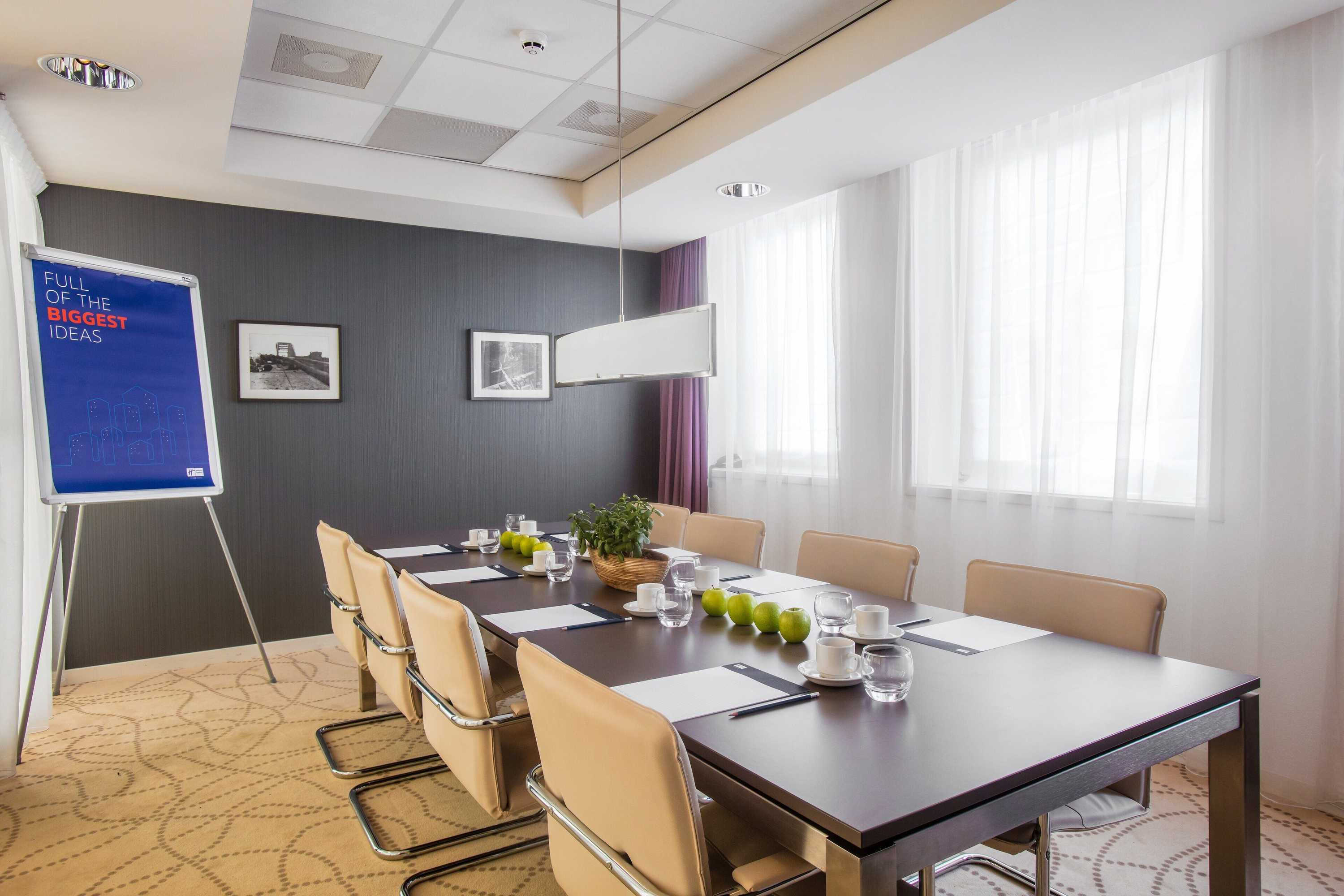 Gift card for Holiday Inn Express Arnhem by Ihg Gift card for Holiday Inn Express Arnhem by Ihg