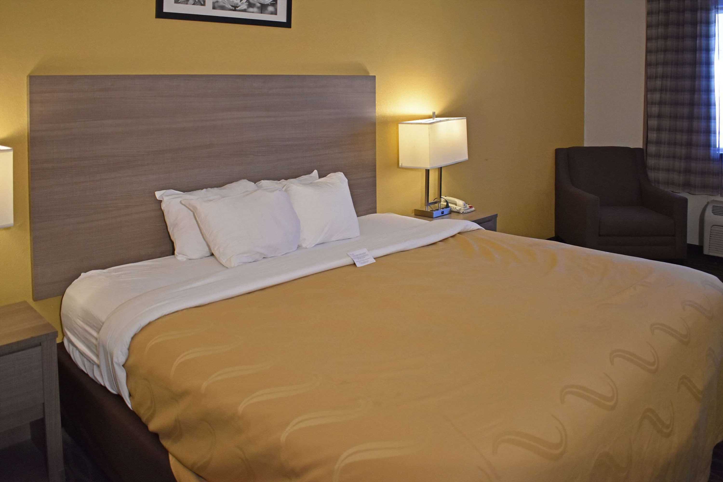 Gift card for Quality Inn & Suites Kearneysville - Martinsburg Gift card for Quality Inn & Suites Kearneysville - Martinsburg