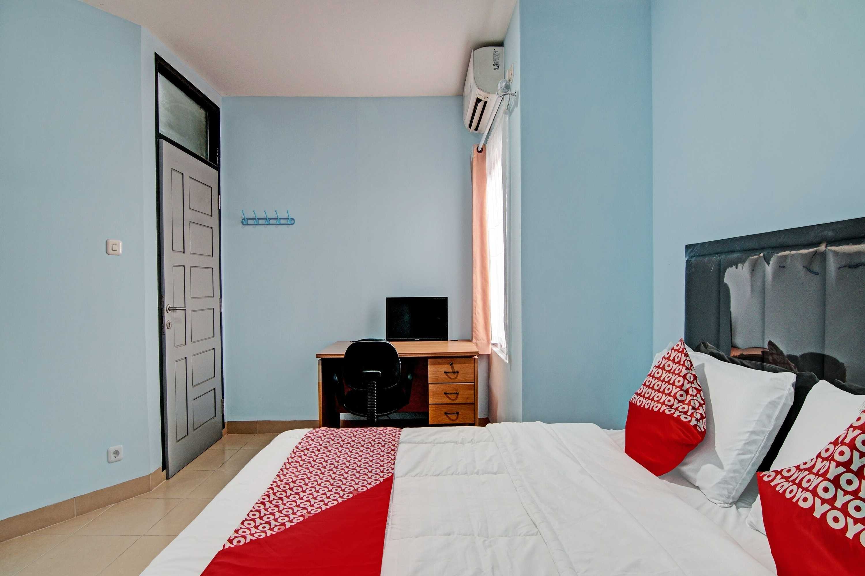 Gift card for Oyo 91951 Almira Homestay Syariah Gift card for Oyo 91951 Almira Homestay Syariah