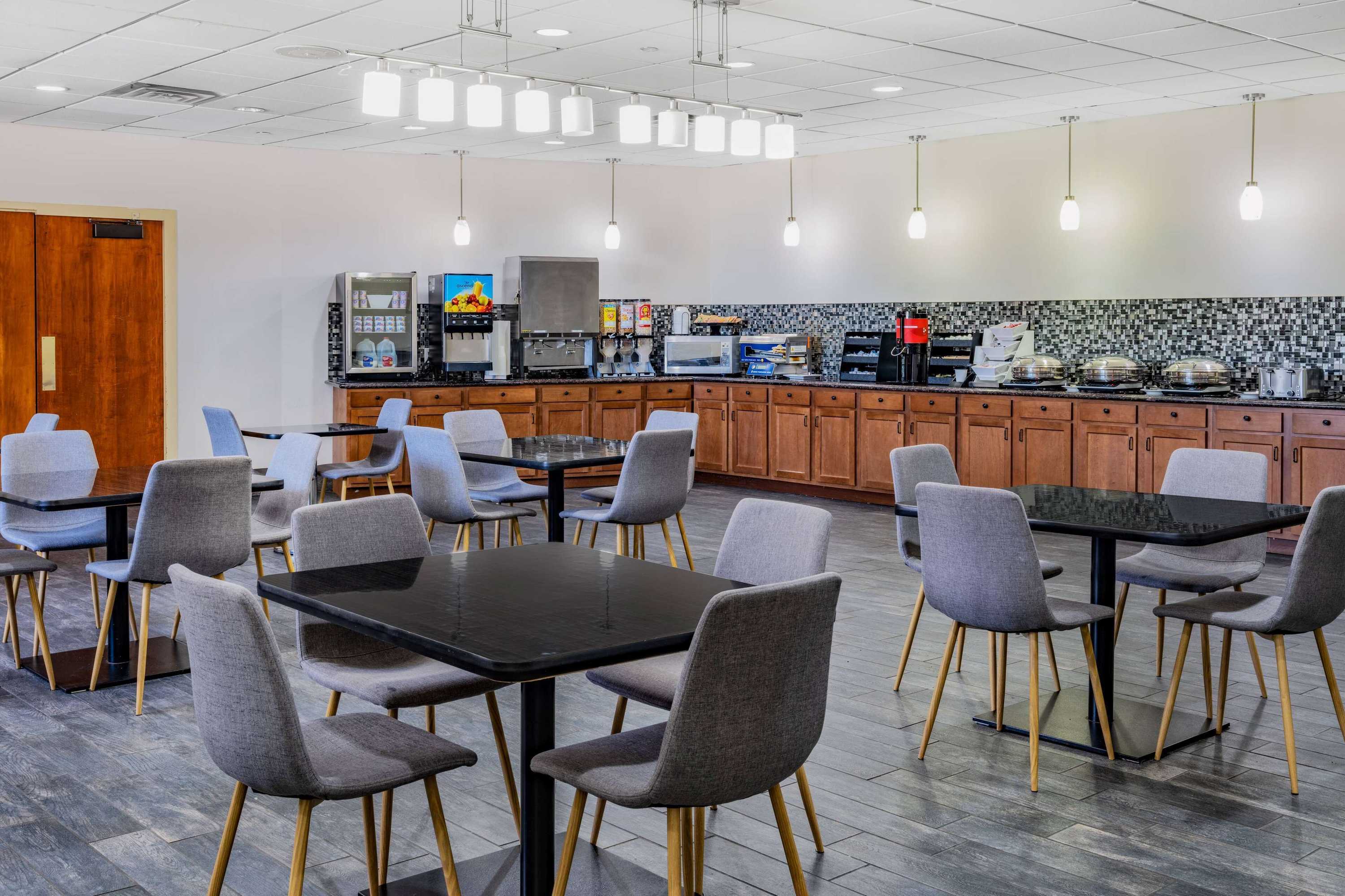 Gift card for Wyndham Garden Kenosha Harborside