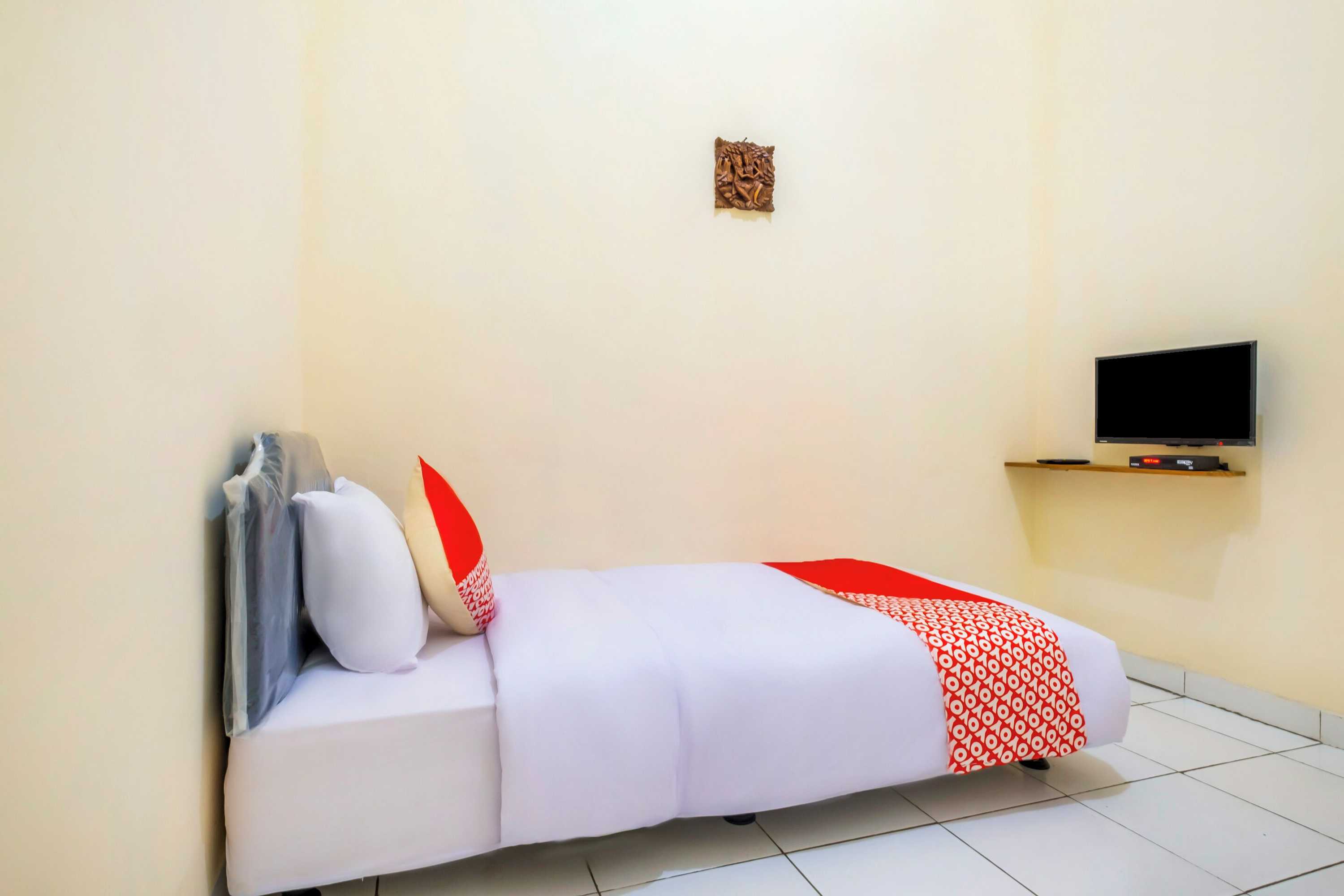Gift card for Hotel O Syariah Tasikmalaya Near Universitas Siliwangi Formerly Siliwangi Guest House Gift card for Hotel O Syariah Tasikmalaya Near Universitas Siliwangi Formerly Siliwangi Guest House