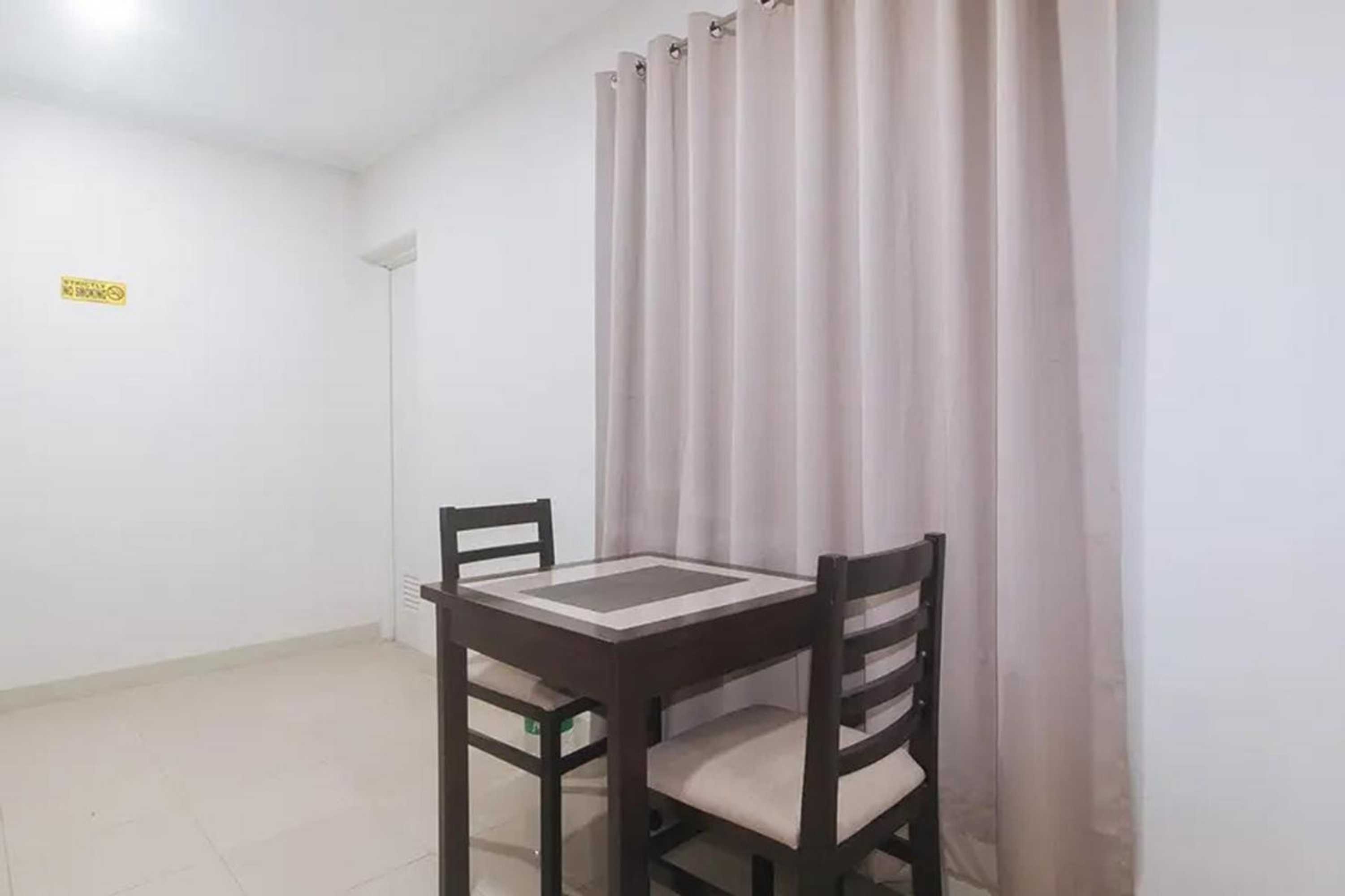 Gift card for Rooms R Us  Evangelista