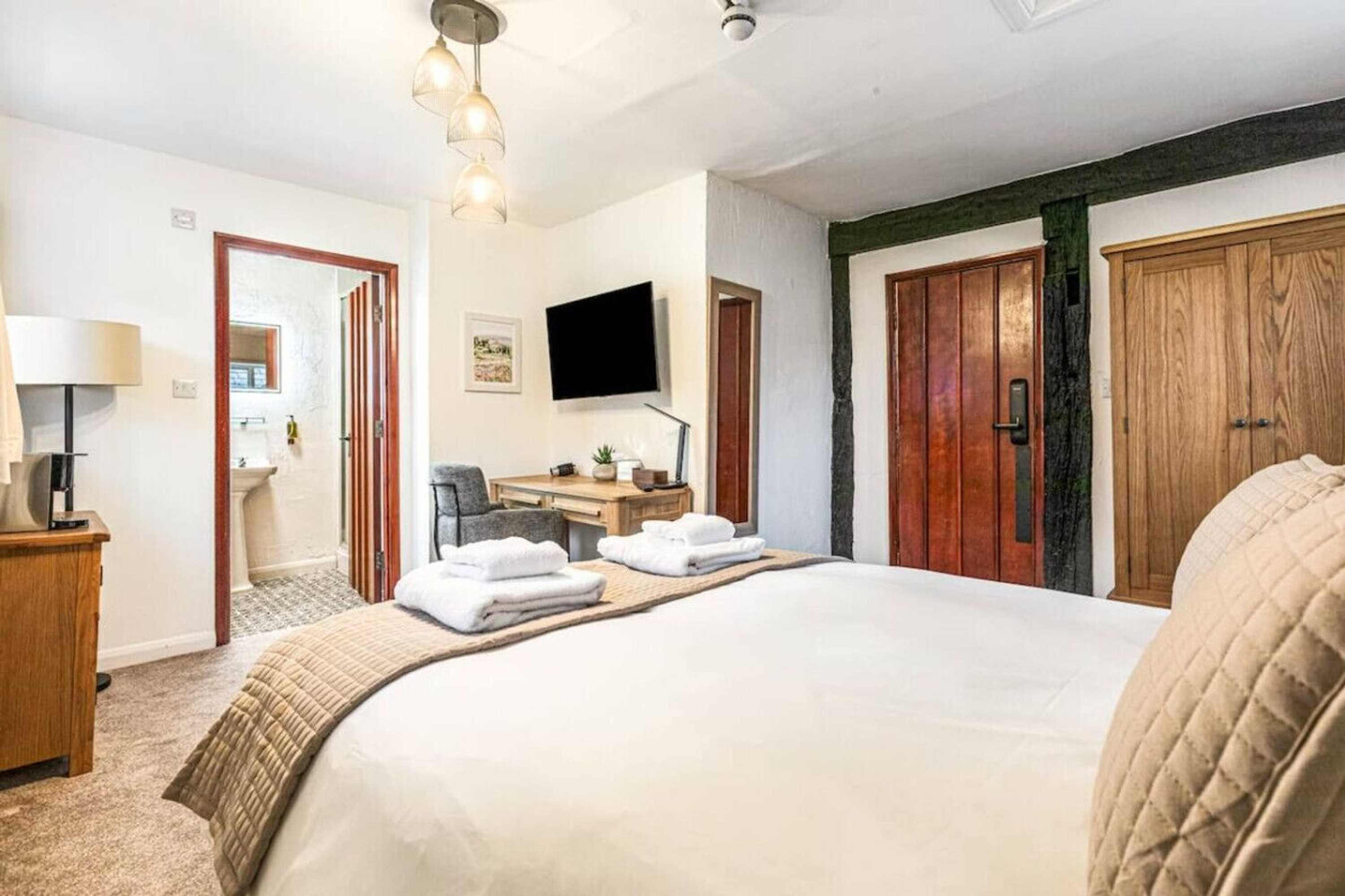 Gift card for The George Inn Hotel Rooms - Room 3