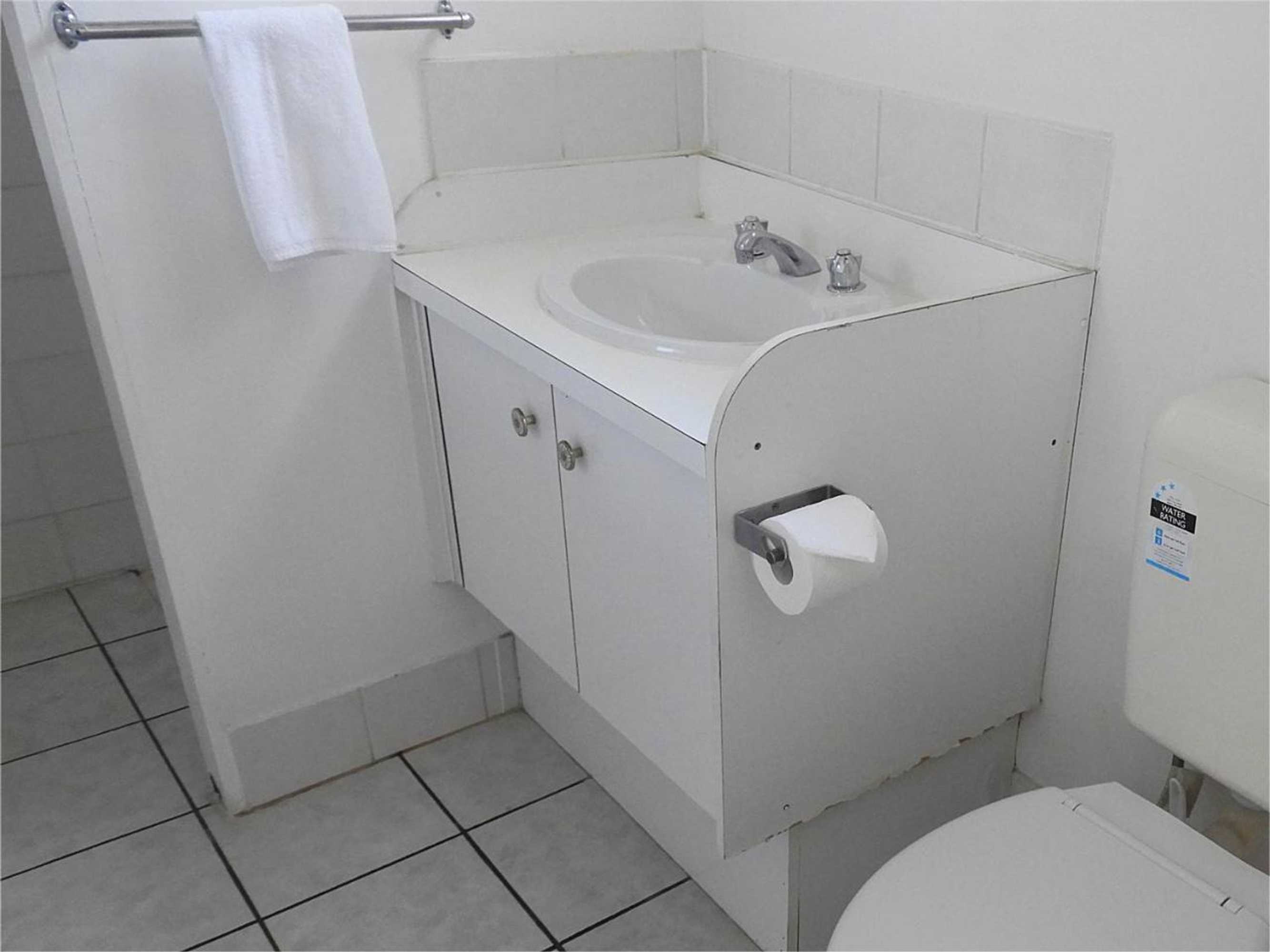 Gift card for Beerwah Glasshouse Motel