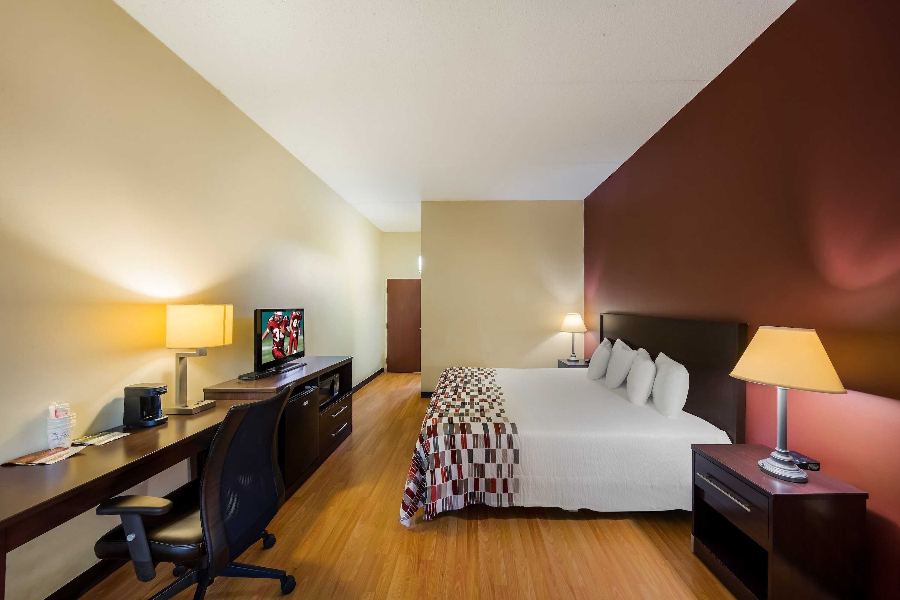 Gift card for Red Roof Inn Hendersonville Gift card for Red Roof Inn Hendersonville