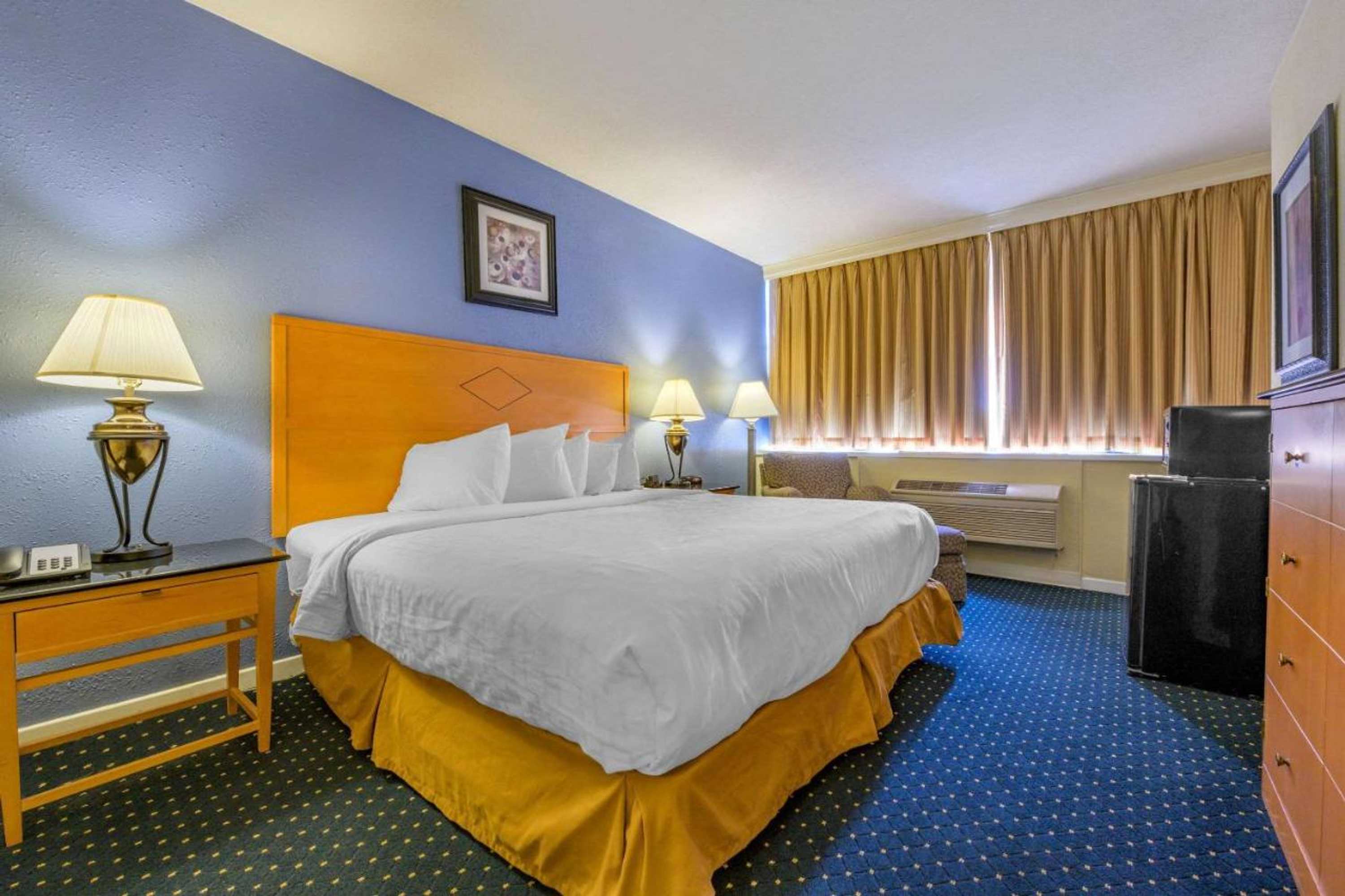 Gift card for Inn at Lebanon - Hershey & Manheim Area Gift card for Inn at Lebanon - Hershey & Manheim Area