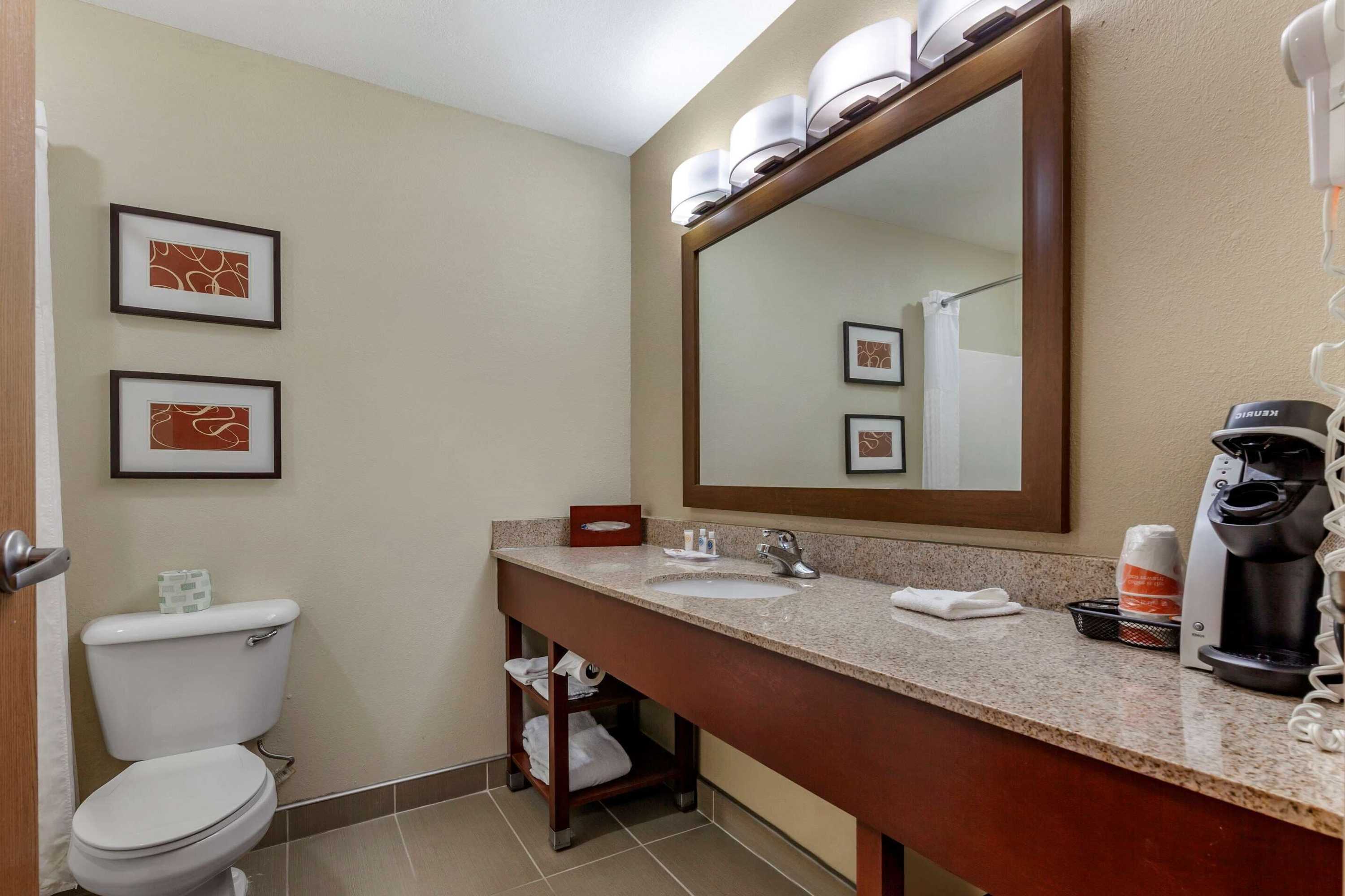 Gift card for Comfort Suites Delavan - Lake Geneva Area Gift card for Comfort Suites Delavan - Lake Geneva Area
