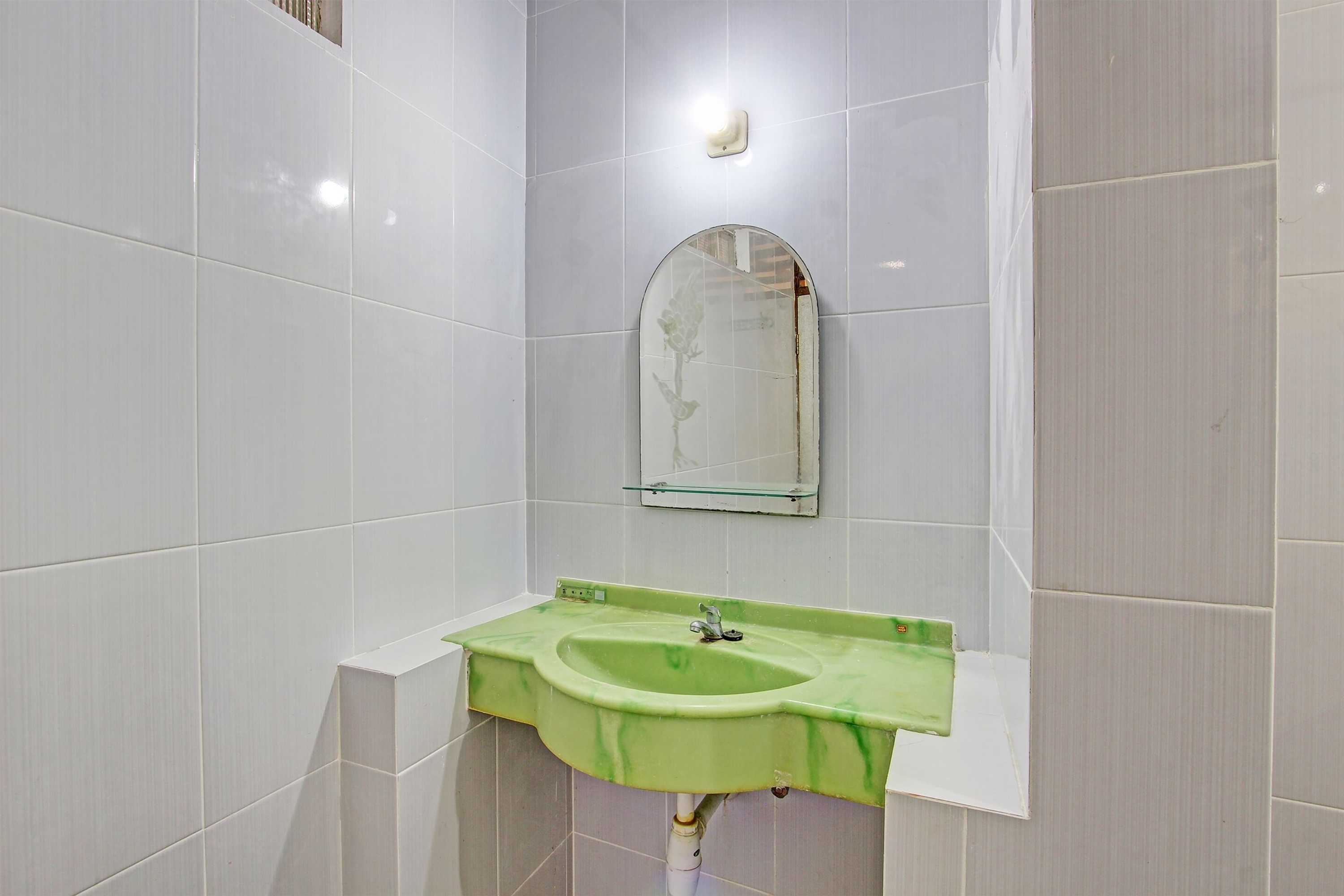 Gift card for Capital O 92894 Griya Lathifah Homestay Syariah