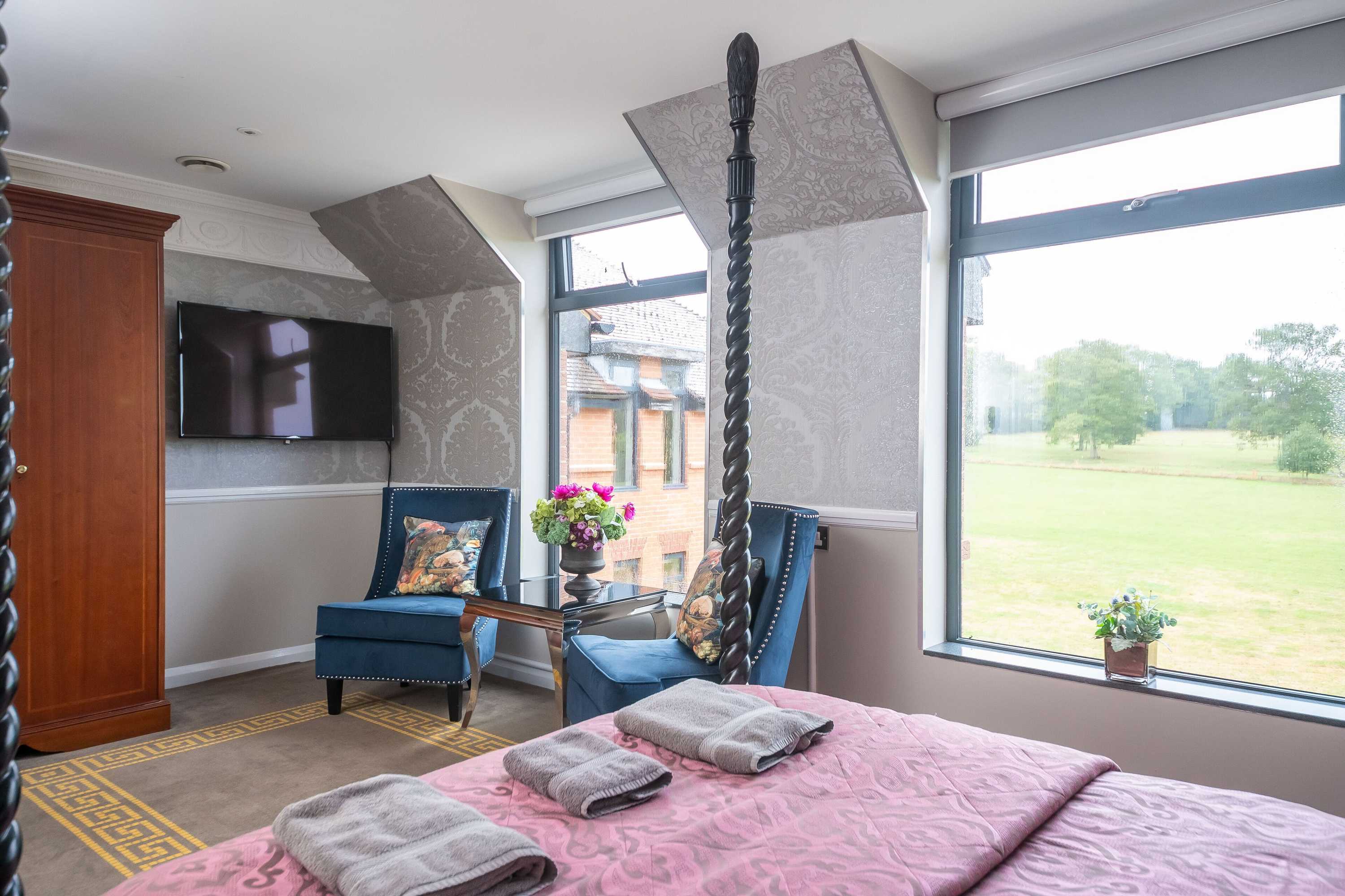 Gift card for Guildford Manor Hotel & Spa Gift card for Guildford Manor Hotel & Spa