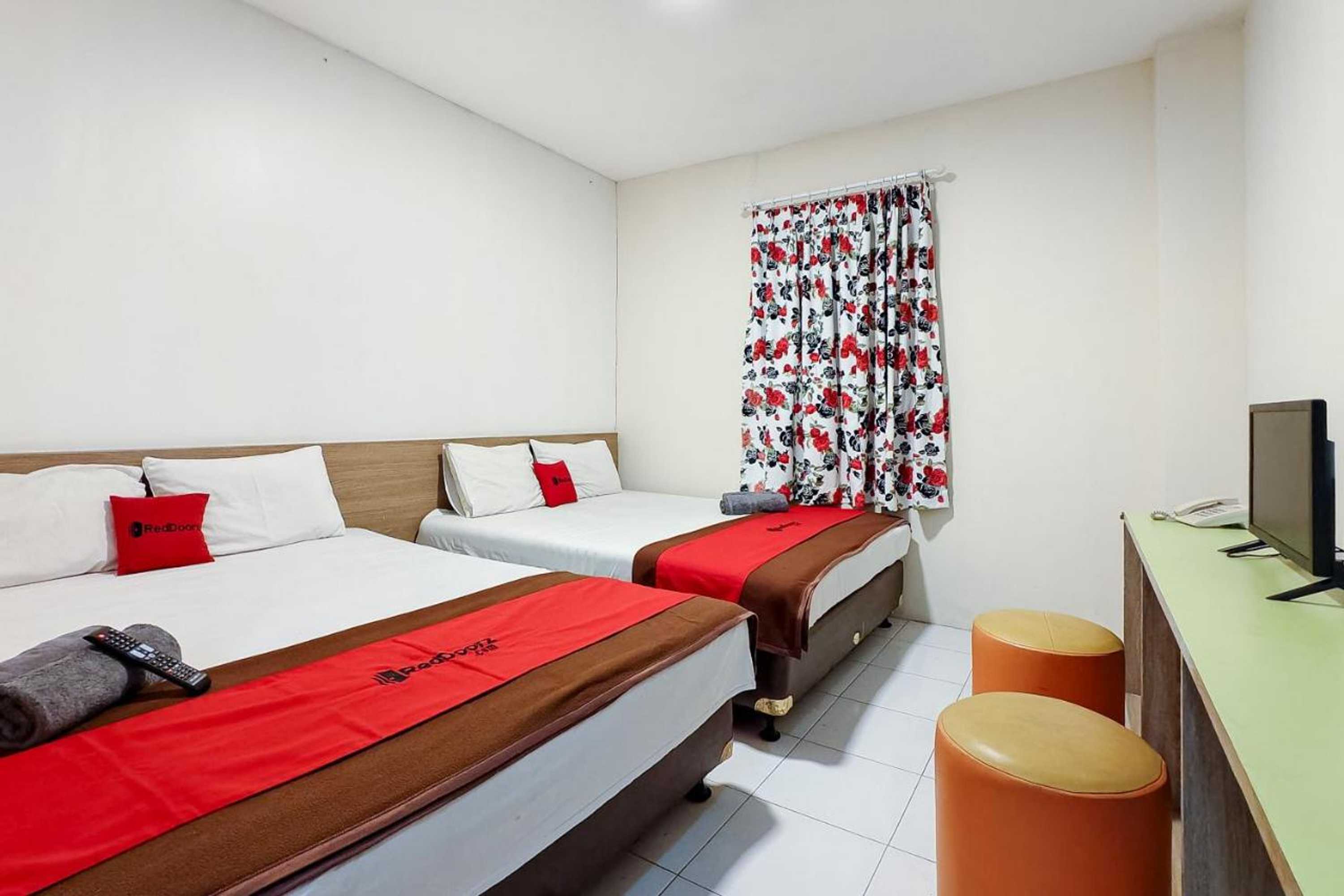 Gift card for Reddoorz Near Taman Safari 3