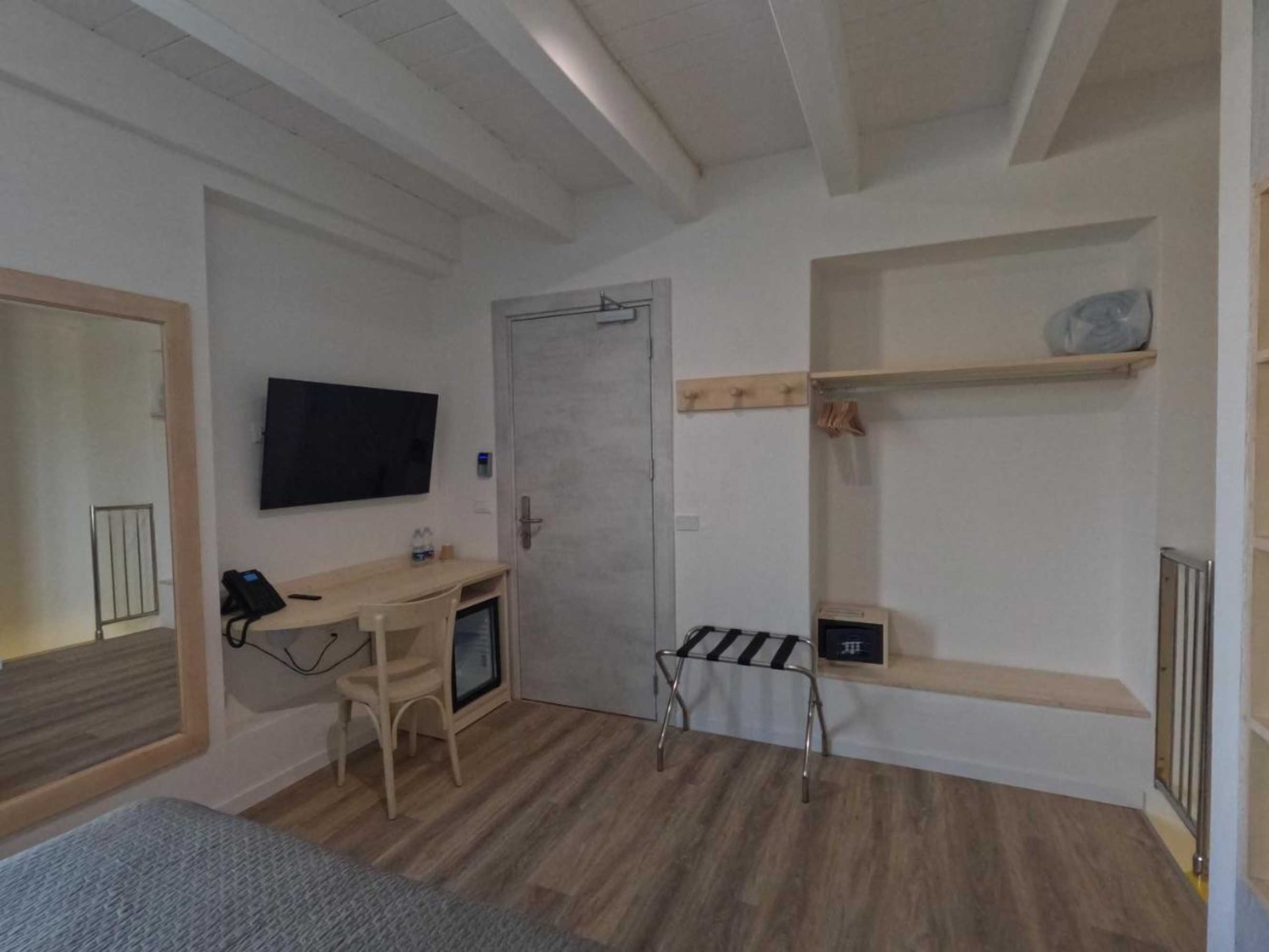 Gift card for Hotel Week End