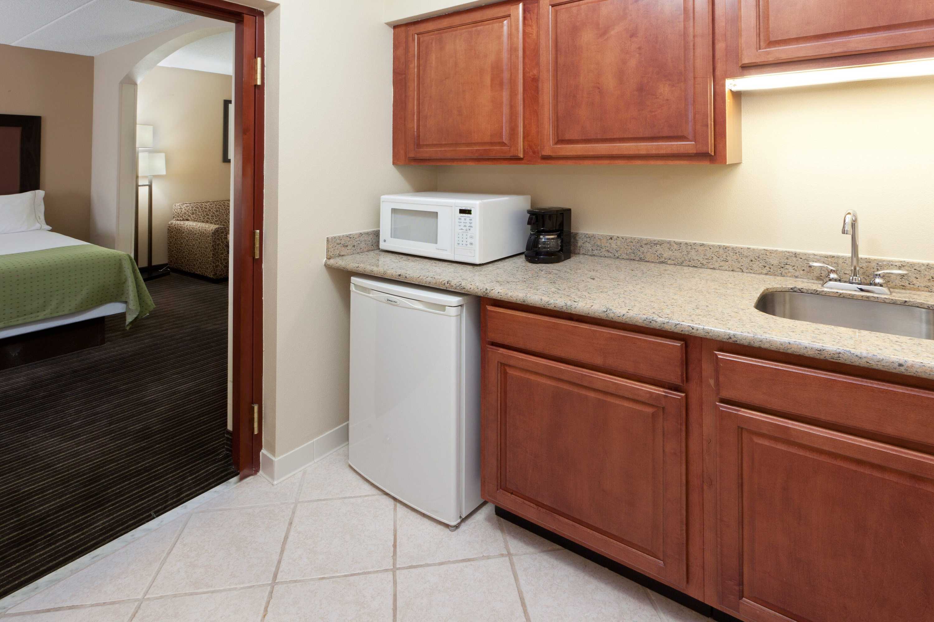 Gift card for Holiday Inn Express Suites Charleston by Ihg Gift card for Holiday Inn Express Suites Charleston by Ihg