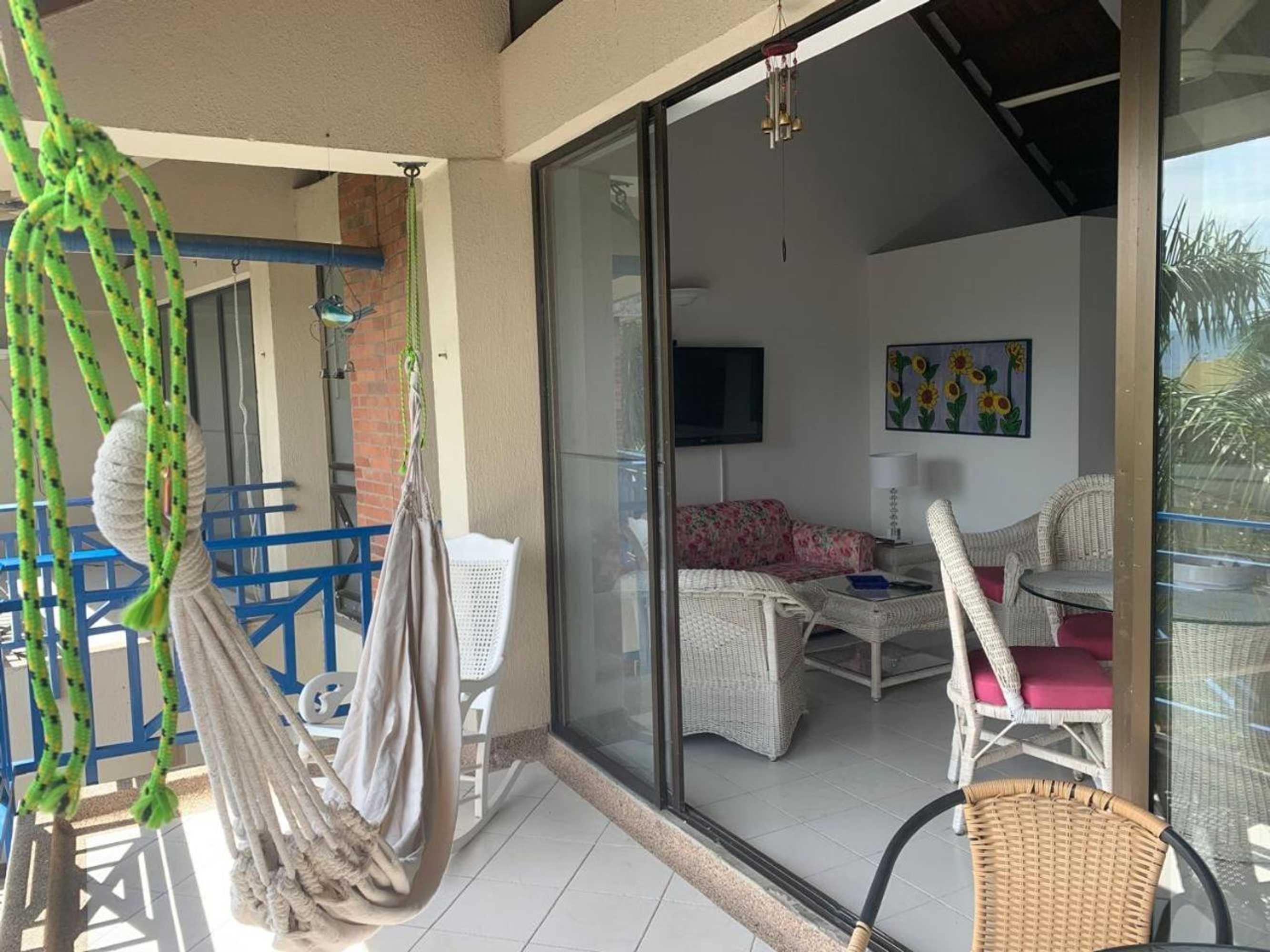 Gift card for Condominio Girardot Resort Apartamento 6-402 Vista a Las Montañas y Piscinas ,wi-Fi, Netflix - Rnt # 96655