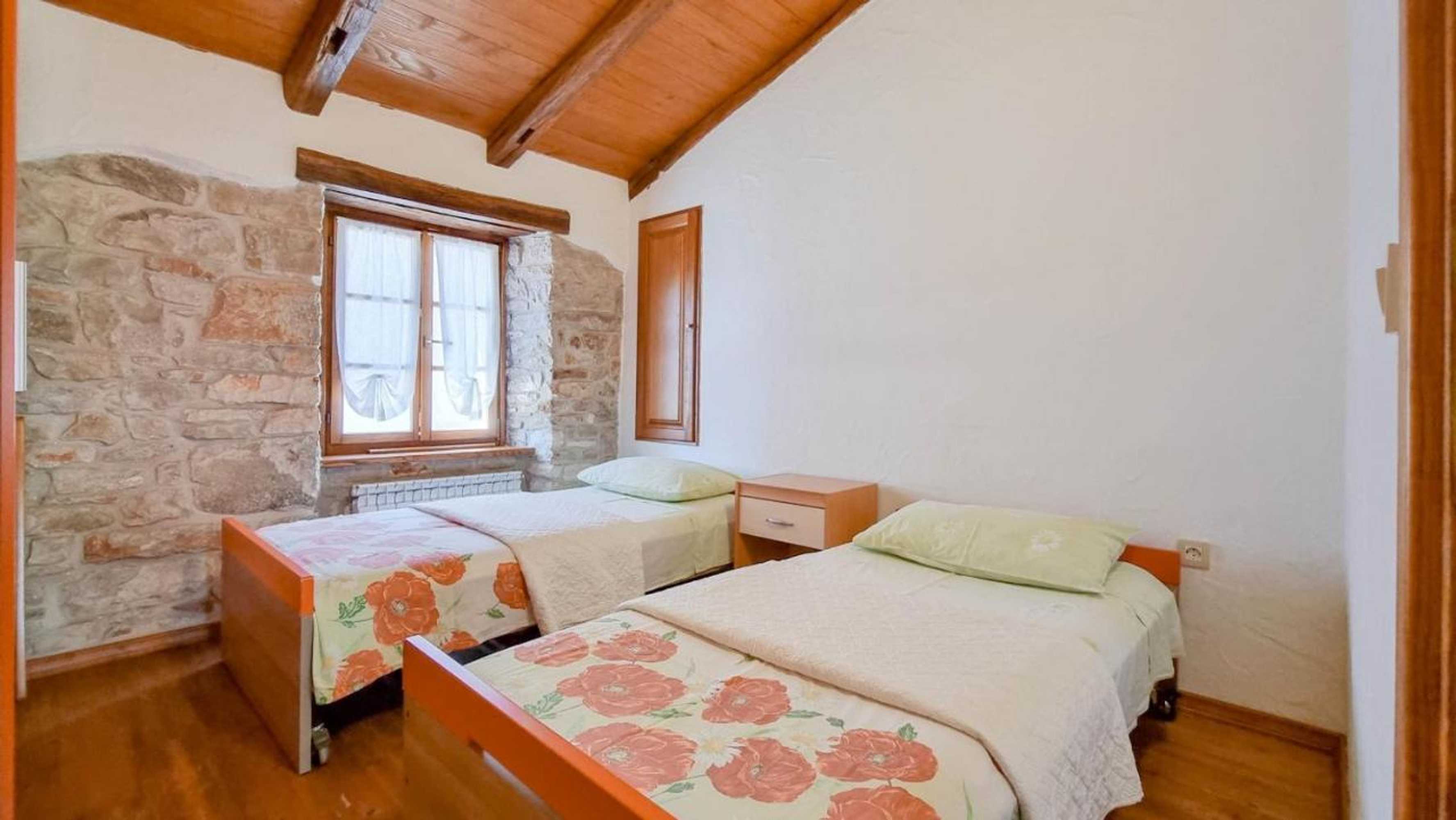 Gift card for Ariana