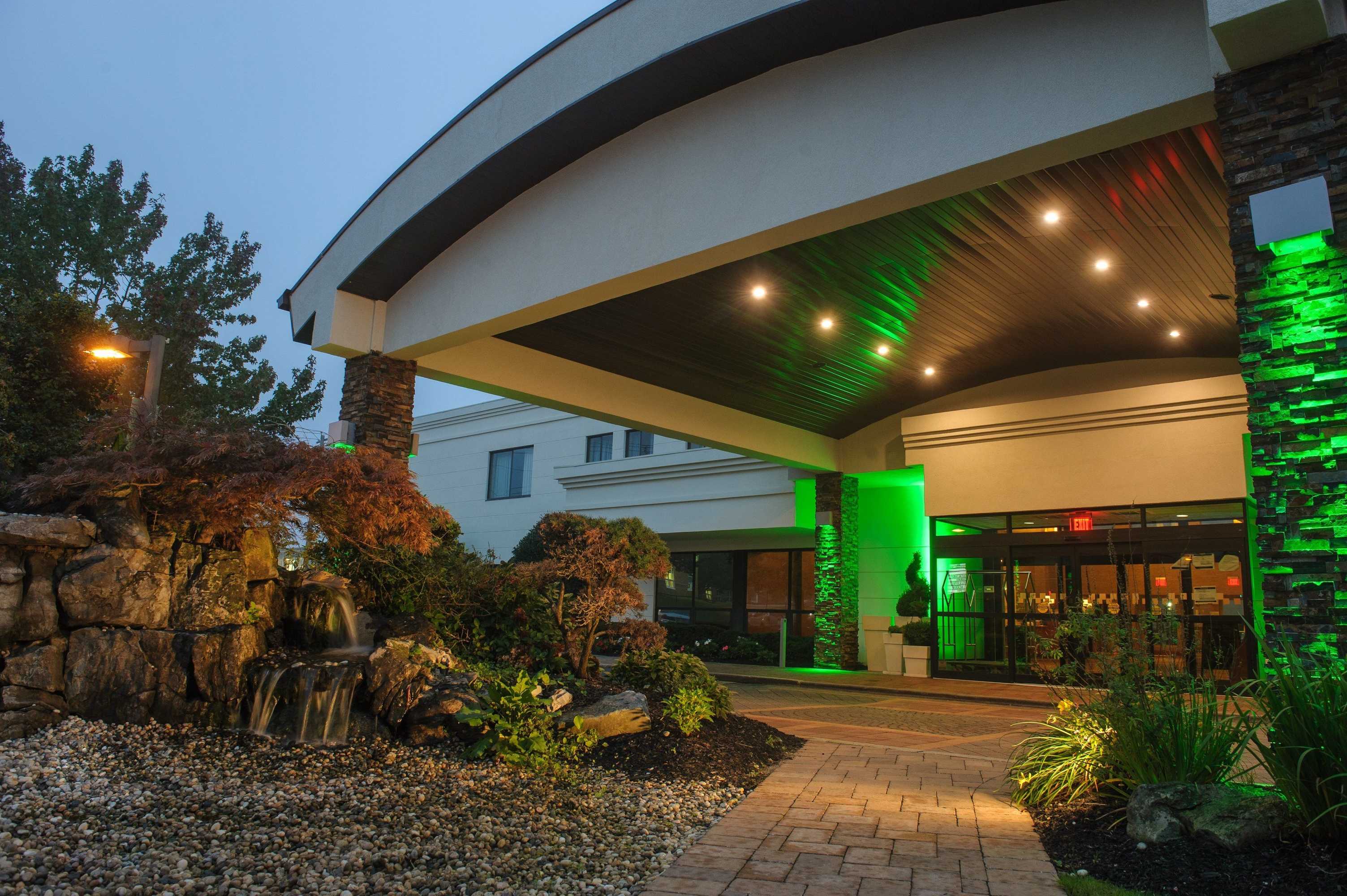 Gift card for Holiday Inn Plainview-Long Island by Ihg Gift card for Holiday Inn Plainview-Long Island by Ihg