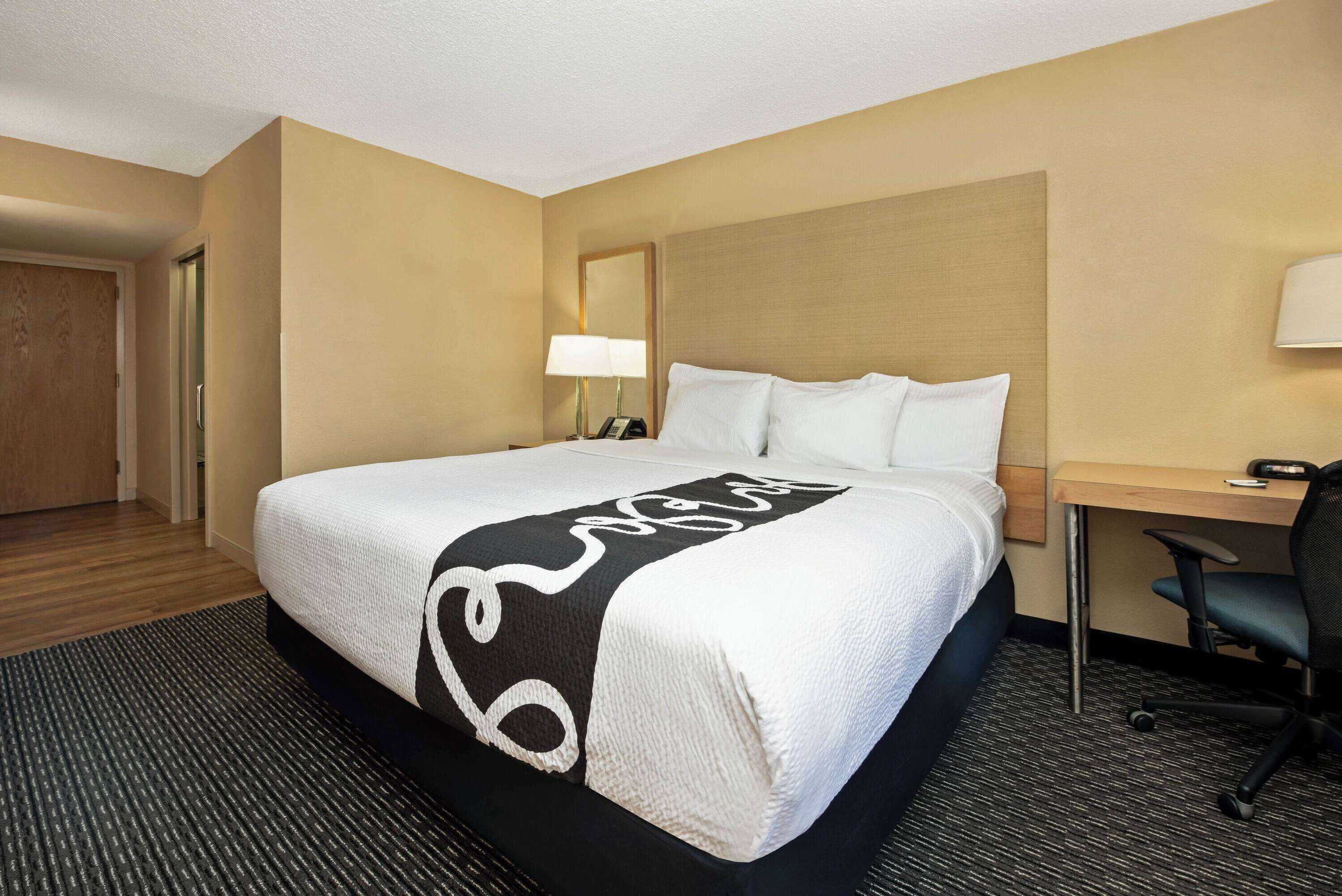 Gift card for La Quinta Inn & Suites by Wyndham West Palm Beach Airport Gift card for La Quinta Inn & Suites by Wyndham West Palm Beach Airport
