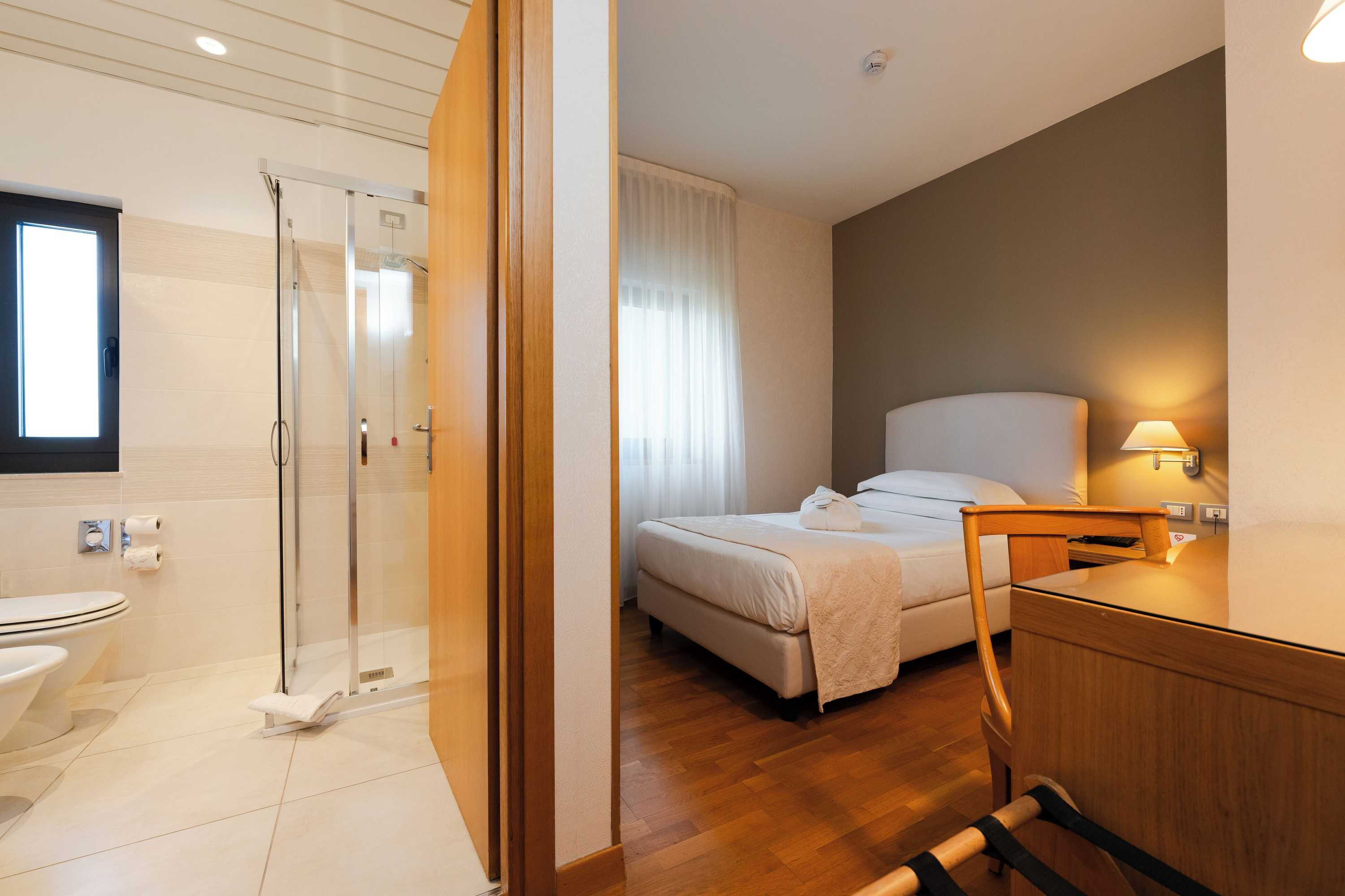 Gift card for Hotel Touring