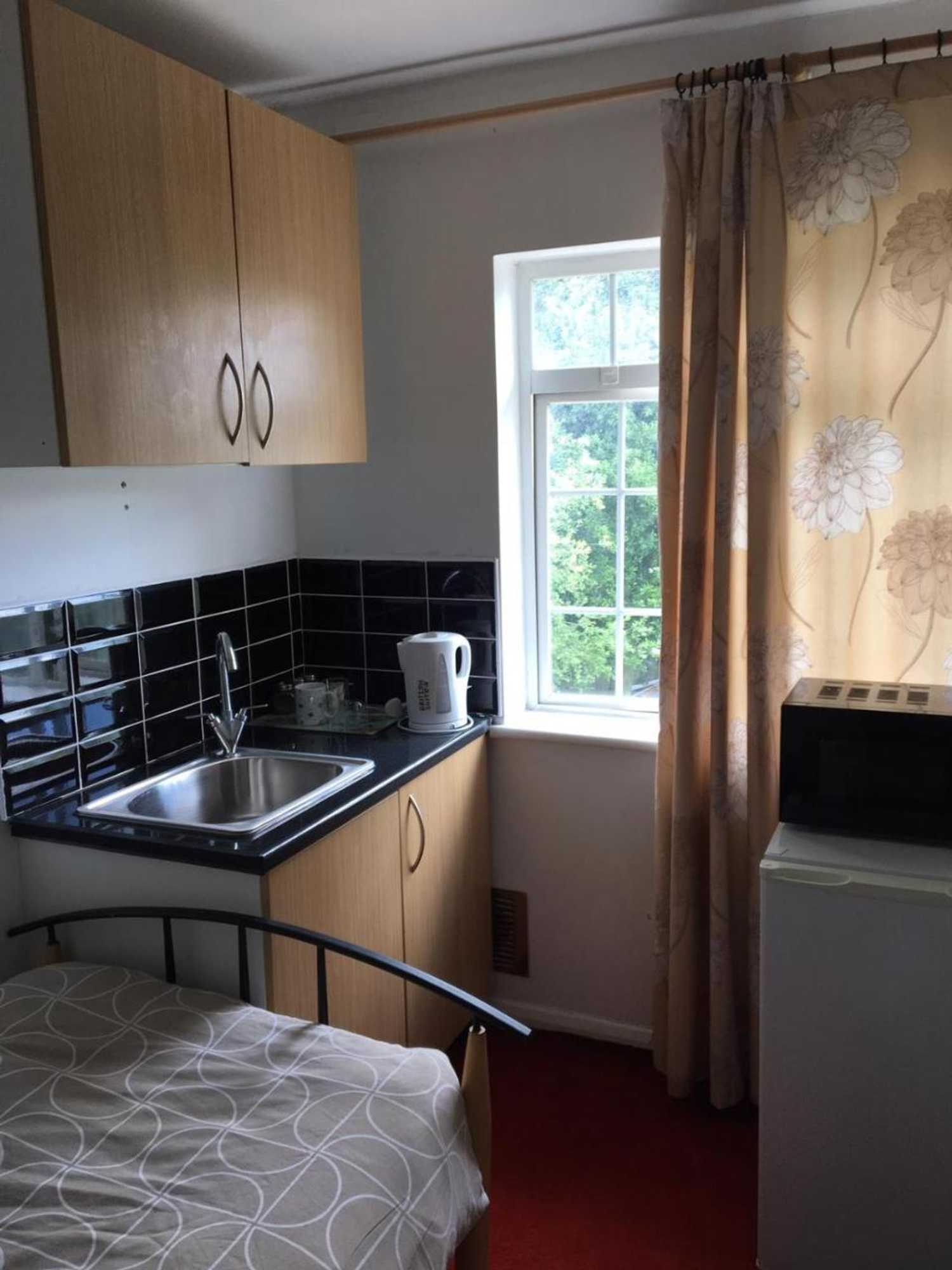 Gift card for Hatfield Save-Money Rooms - 10over10 For Price!