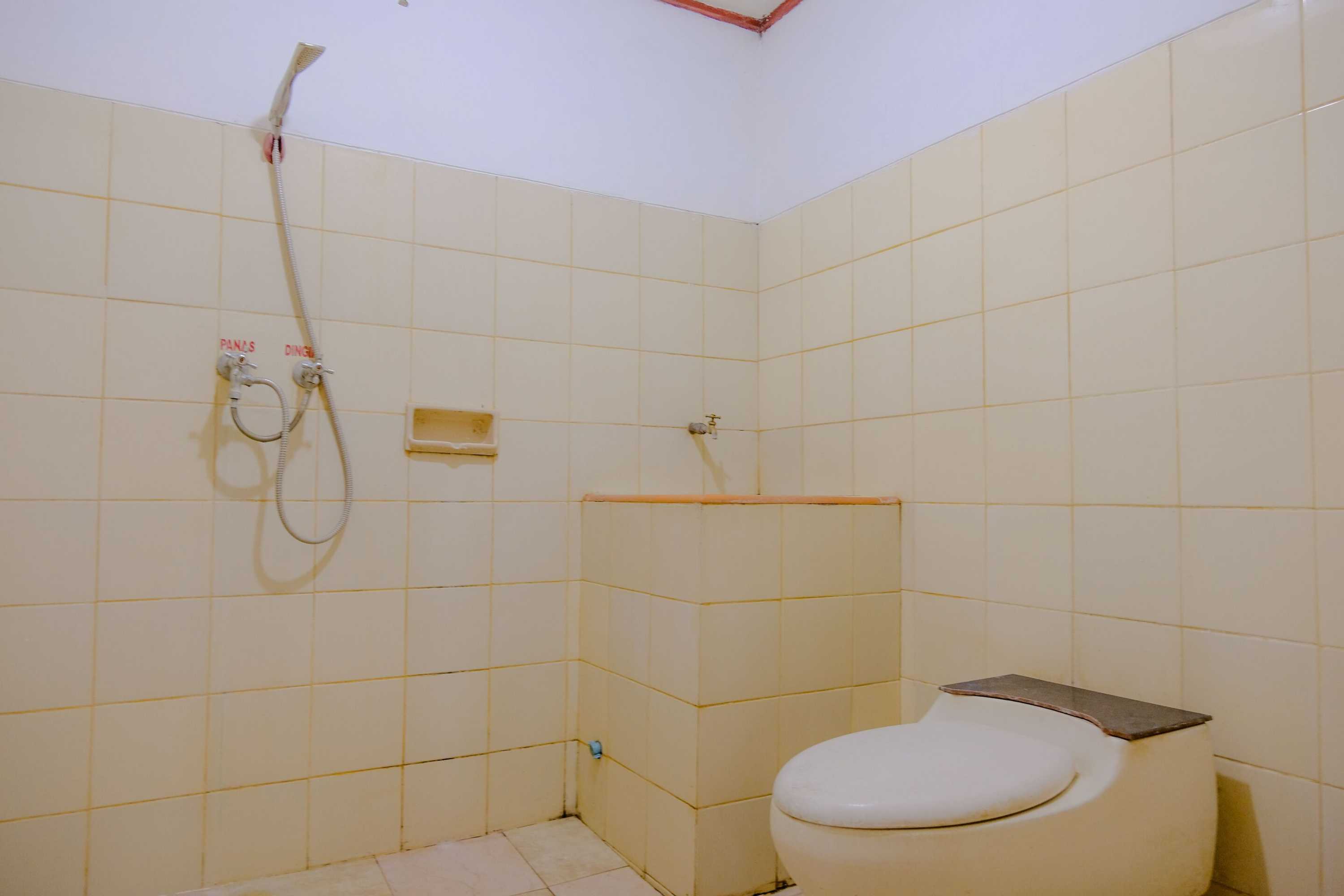 Gift card for Oyo Life 2638 Hotel Raya