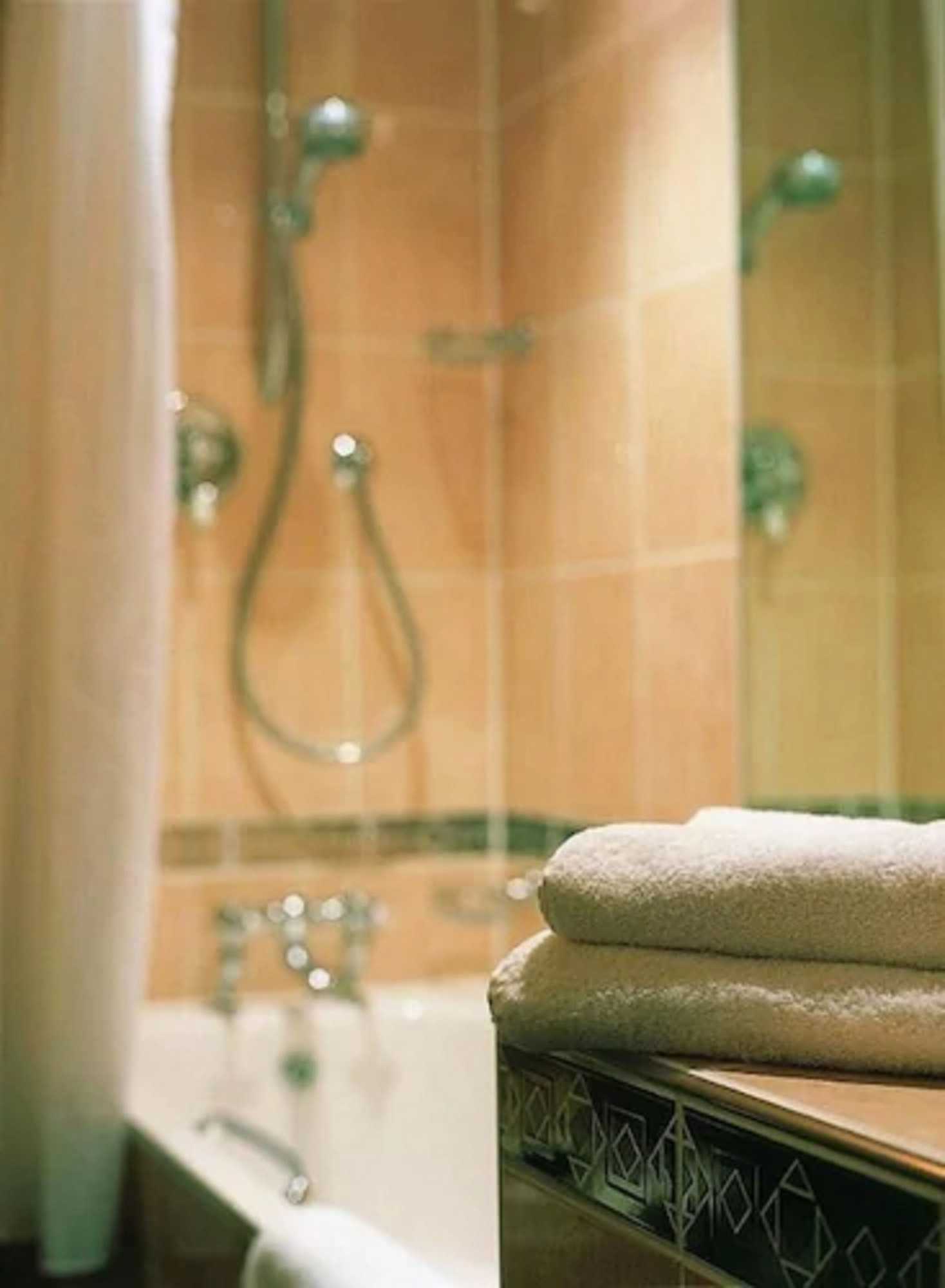 Gift card for Marwell Hotel Winchester South Gift card for Marwell Hotel Winchester South