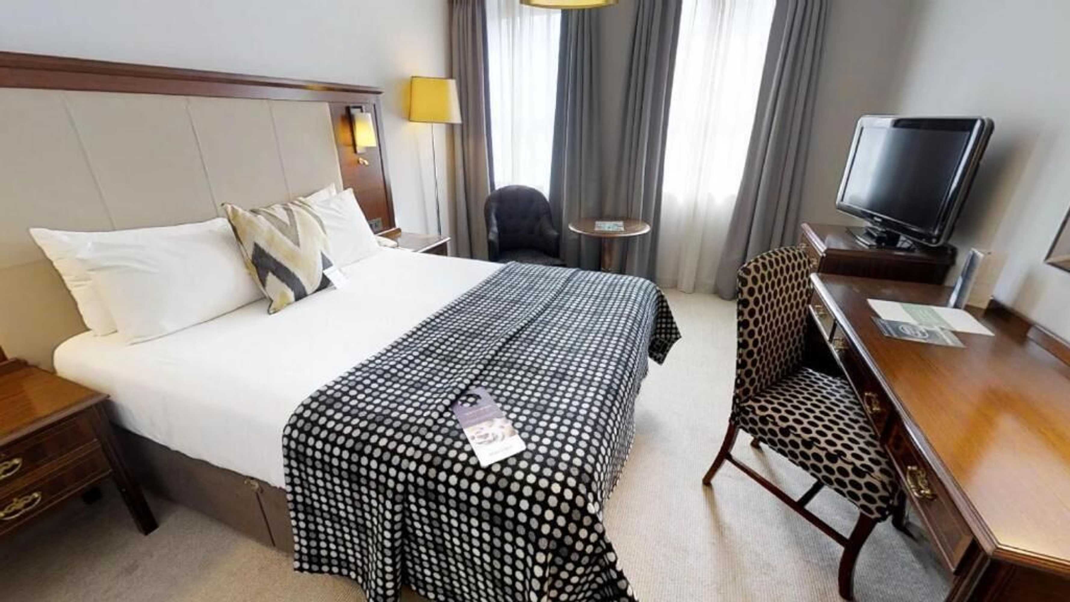 Gift card for Mercure Exeter Southgate Hotel Gift card for Mercure Exeter Southgate Hotel