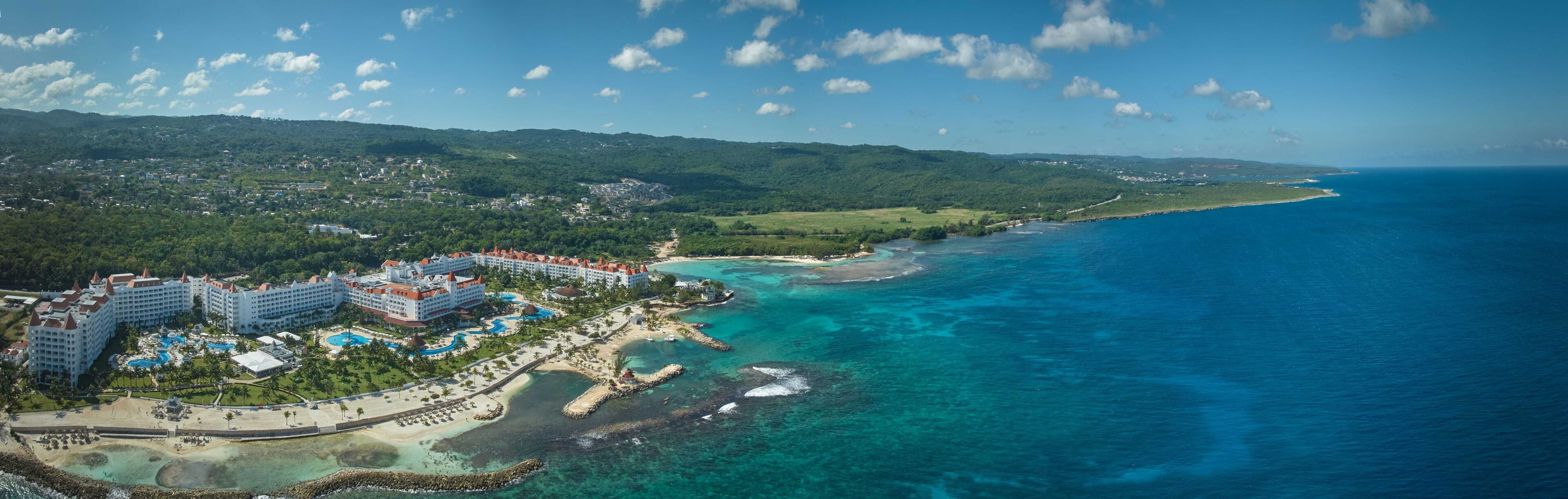 Gift card for Bahia Principe Luxury Runaway Bay - Adults Only - All Inclusive Gift card for Bahia Principe Luxury Runaway Bay - Adults Only - All Inclusive
