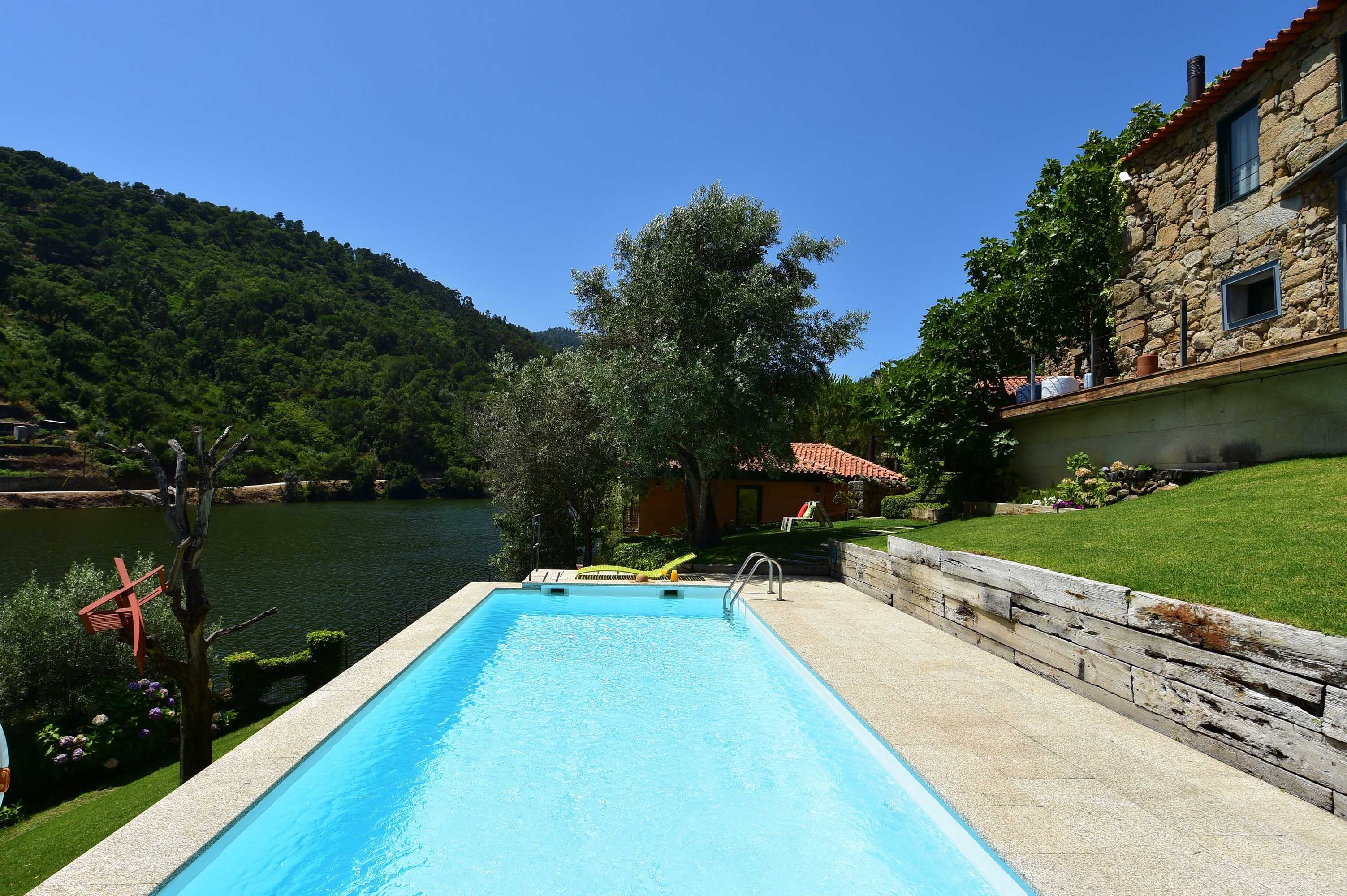 Gift card for Casas de Pousadouro