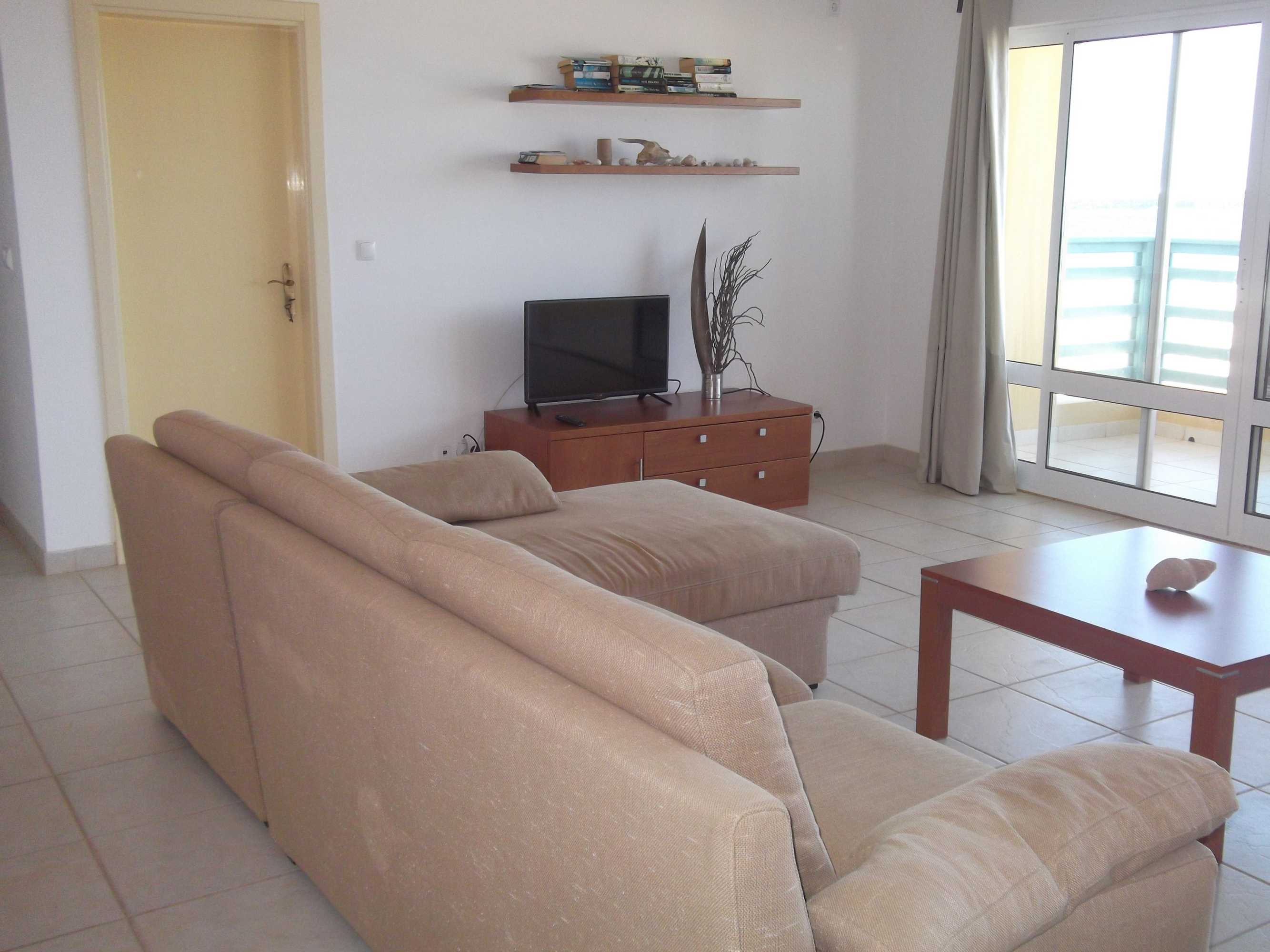 Gift card for Vila Cabral 1 Bed Apt - Wi-Fi & Air Con Included Gift card for Vila Cabral 1 Bed Apt - Wi-Fi & Air Con Included
