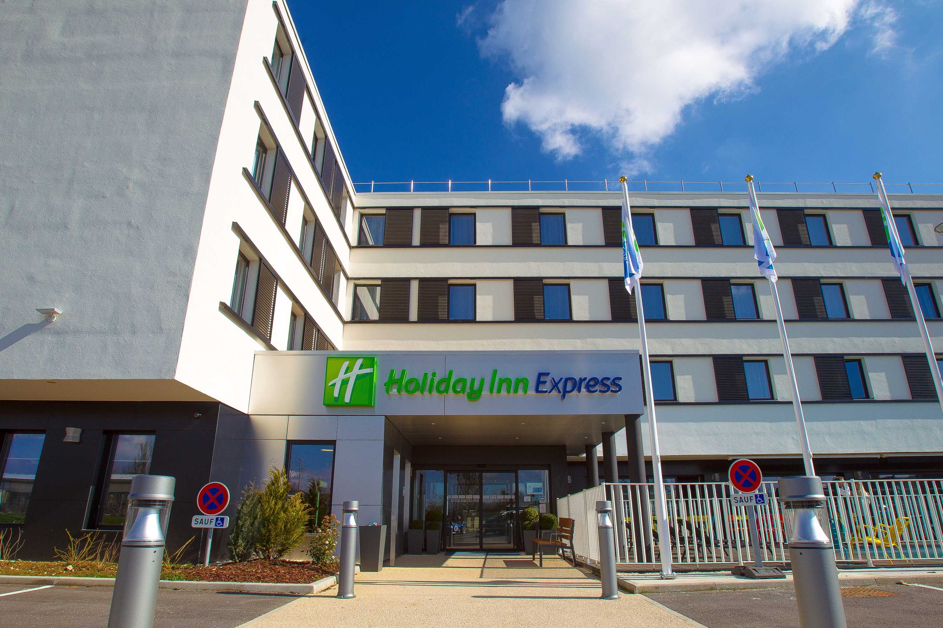 Gift card for Holiday Inn Express Dijon by Ihg Gift card for Holiday Inn Express Dijon by Ihg