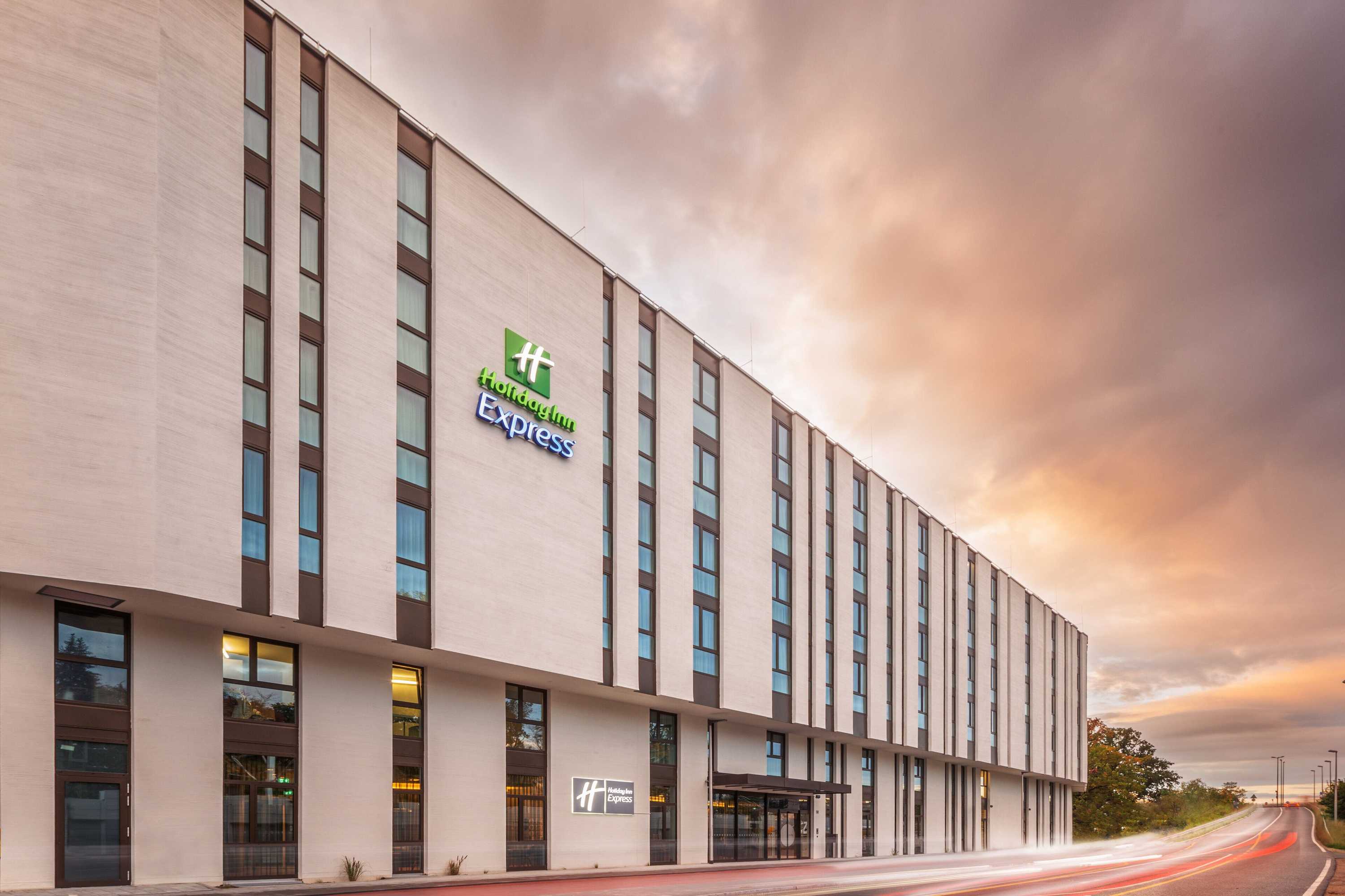 Gift card for Holiday Inn Express Erlangen by Ihg Gift card for Holiday Inn Express Erlangen by Ihg