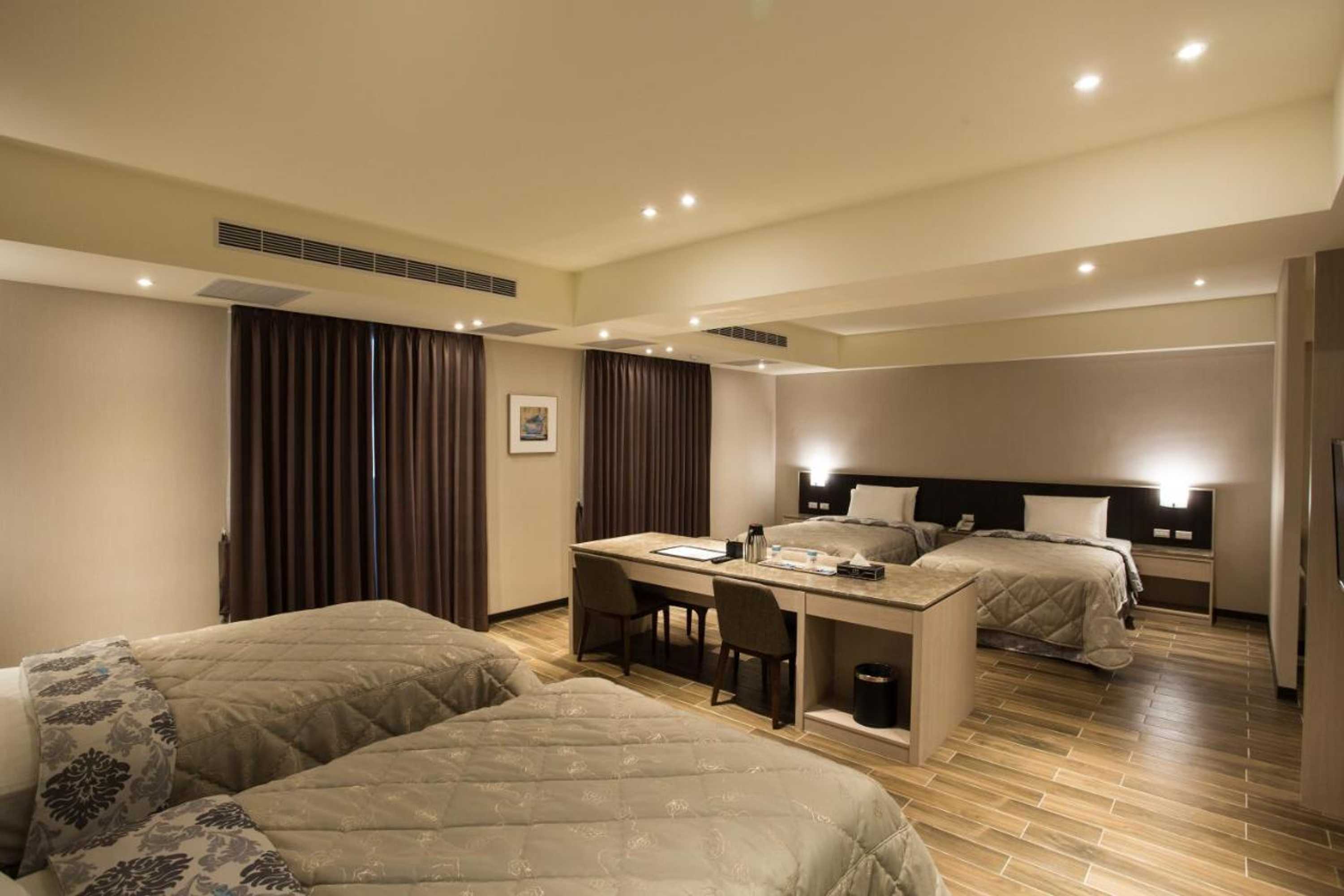Gift card for Verygood Business Hotel