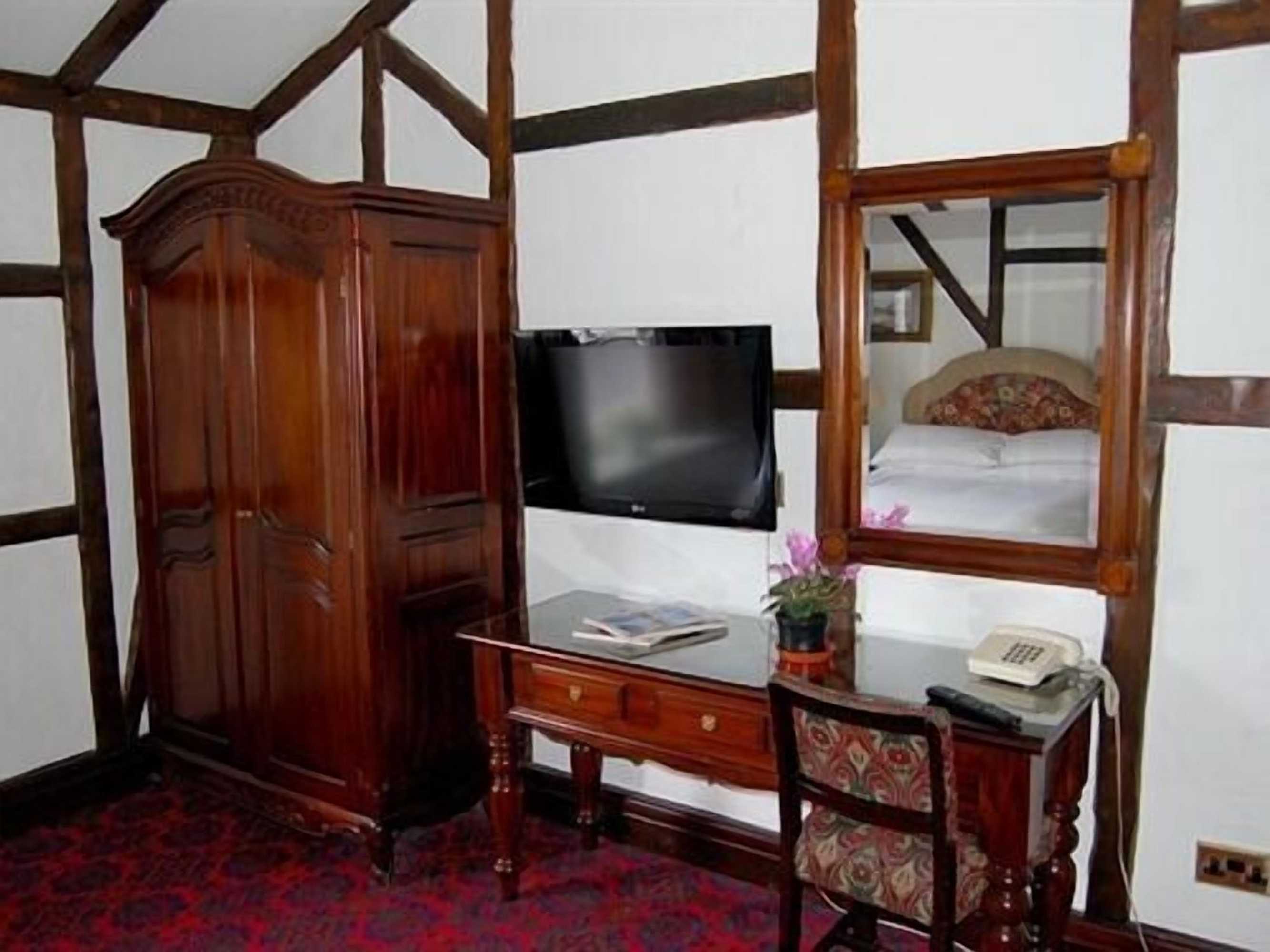 Gift card for Dun Cow Inn