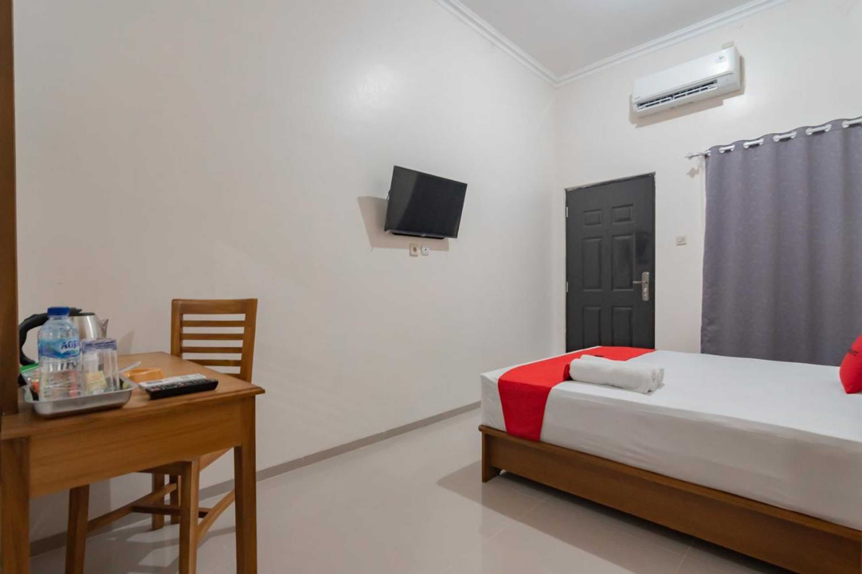 Gift card for Perintis Guesthouse Tasikmalaya by Reddoorz Gift card for Perintis Guesthouse Tasikmalaya by Reddoorz