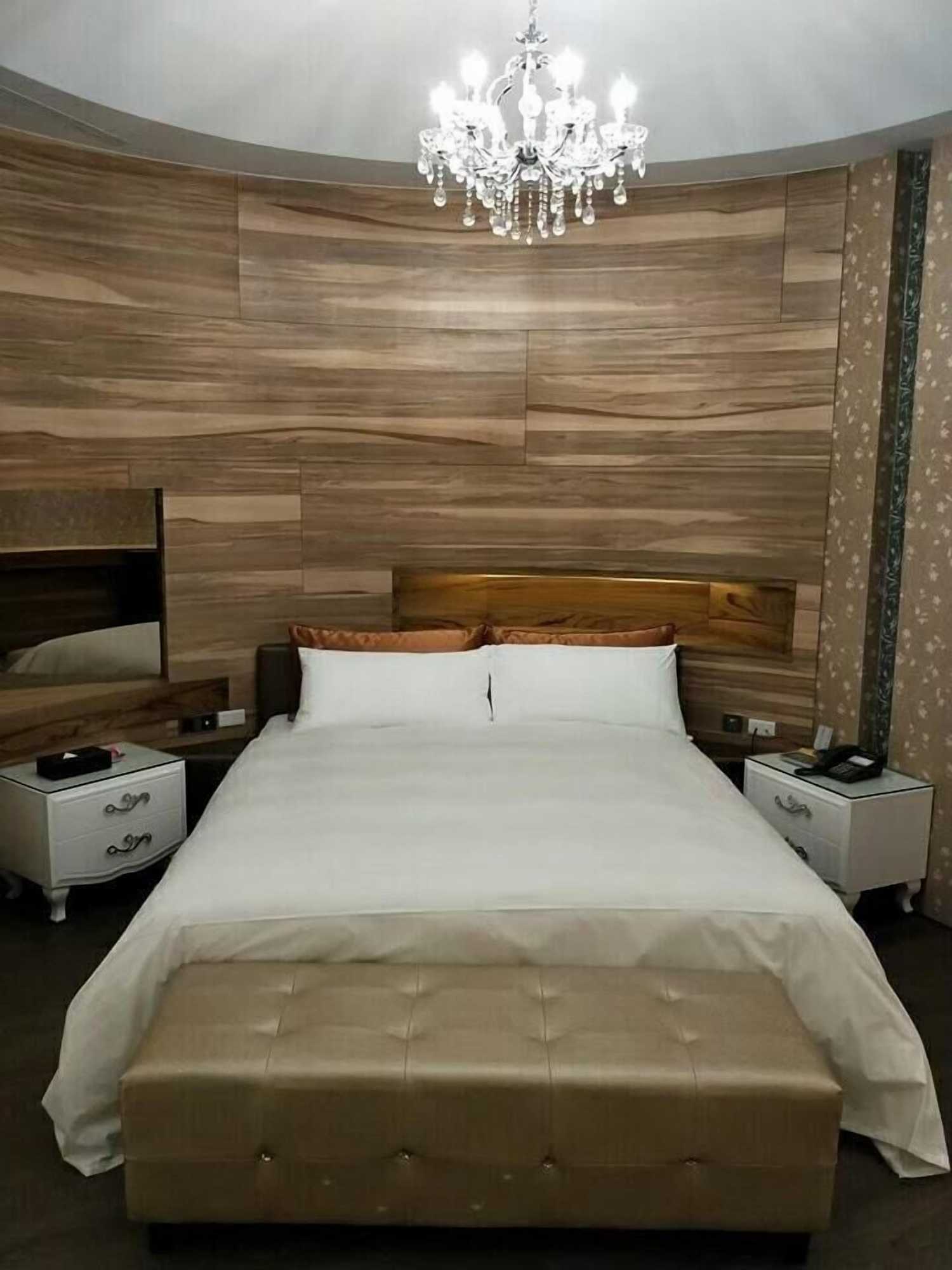 Gift card for Chen He Spa Motel Gift card for Chen He Spa Motel