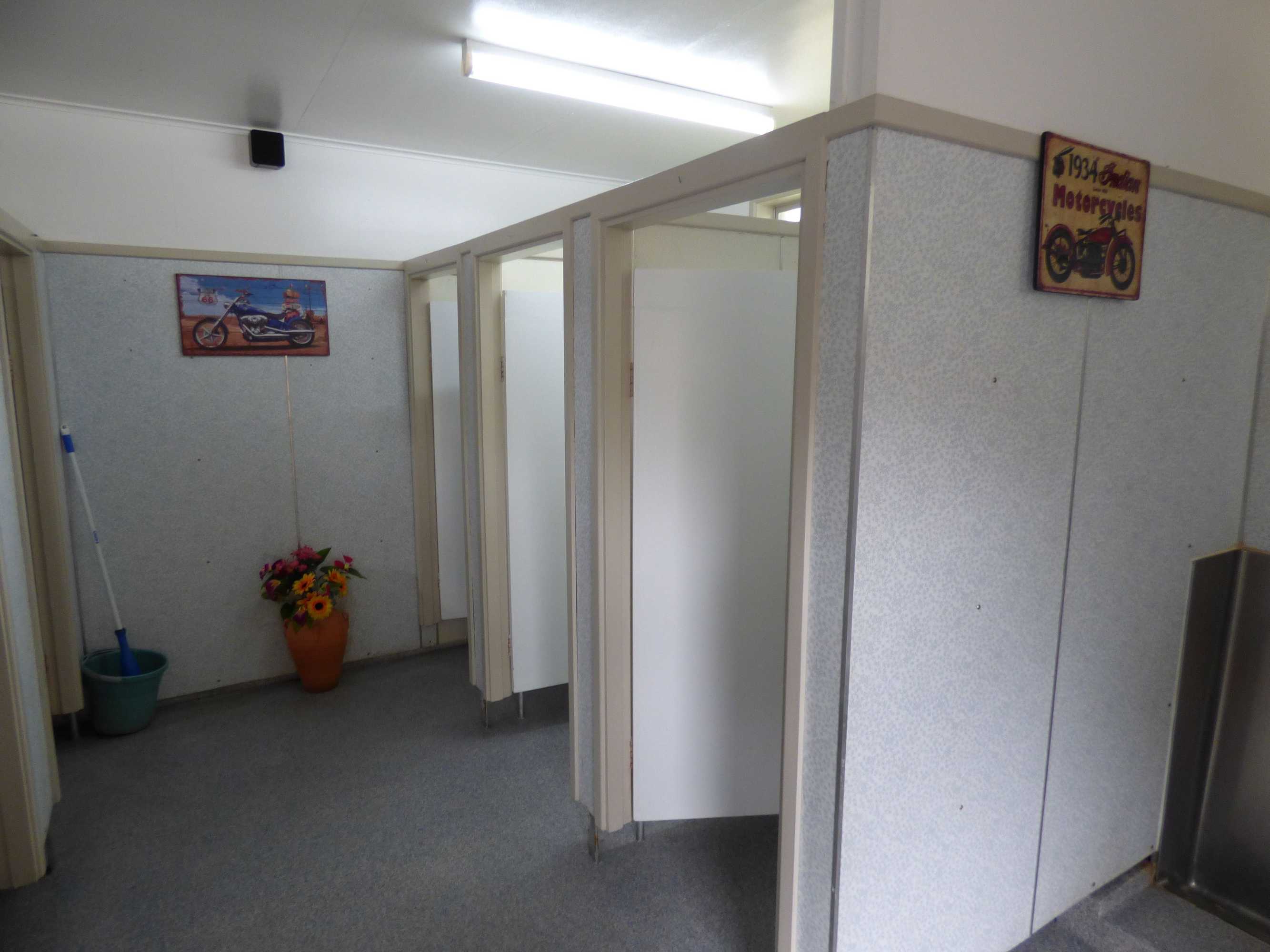 Gift card for Tenterfield Lodge And Caravan Park Gift card for Tenterfield Lodge And Caravan Park