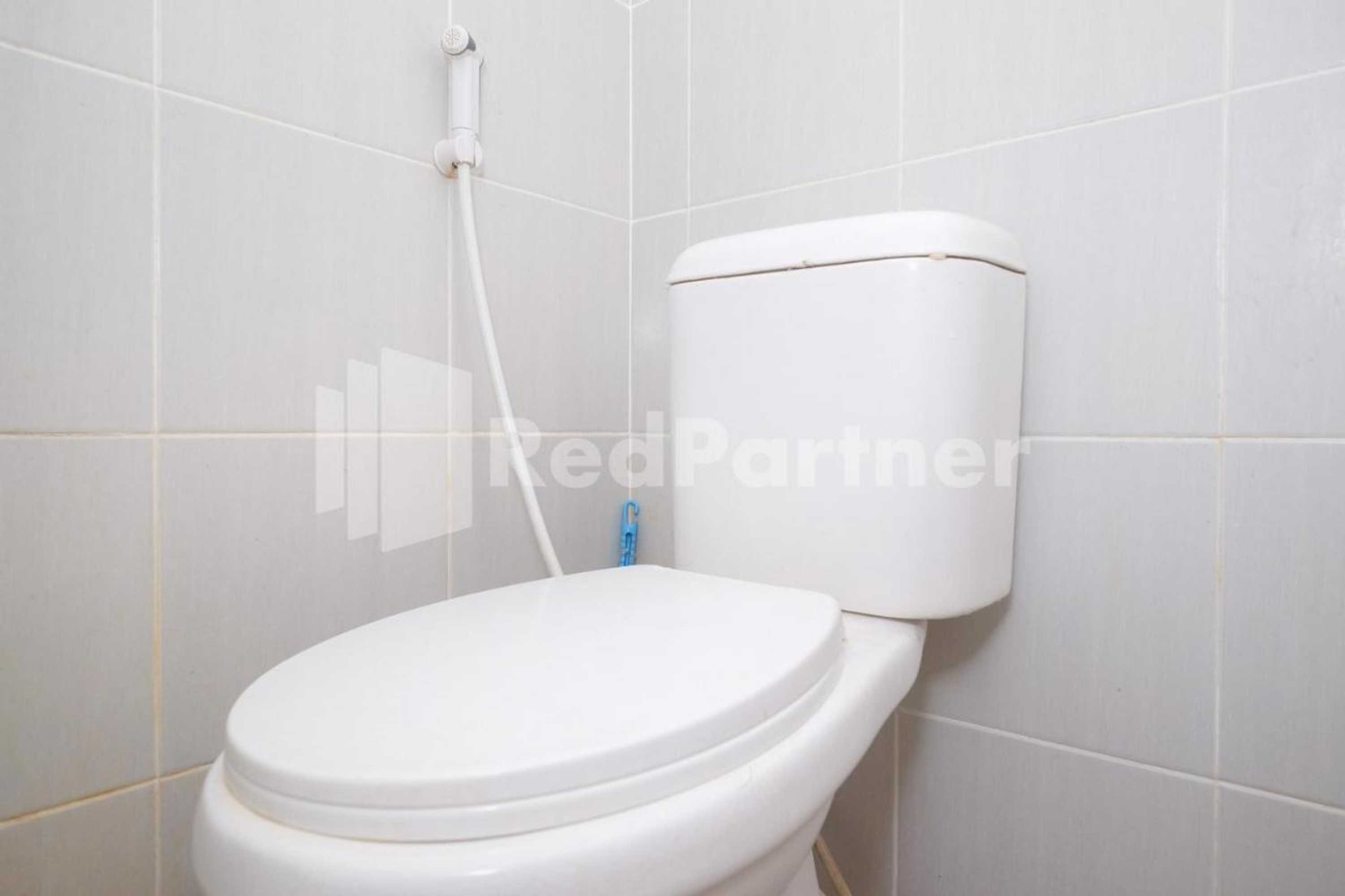 Gift card for Travelista Homestay Near Gor Candradimuka Semarang Mitra Reddoorz Gift card for Travelista Homestay Near Gor Candradimuka Semarang Mitra Reddoorz