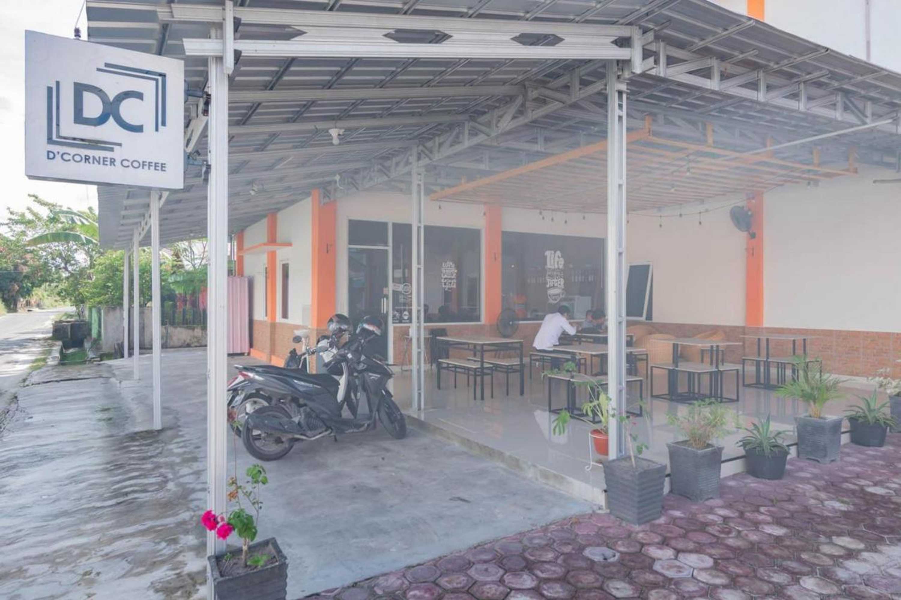 Gift card for Urbanview Hotel Bundaran Besar Palangkaraya by Reddoorz Gift card for Urbanview Hotel Bundaran Besar Palangkaraya by Reddoorz