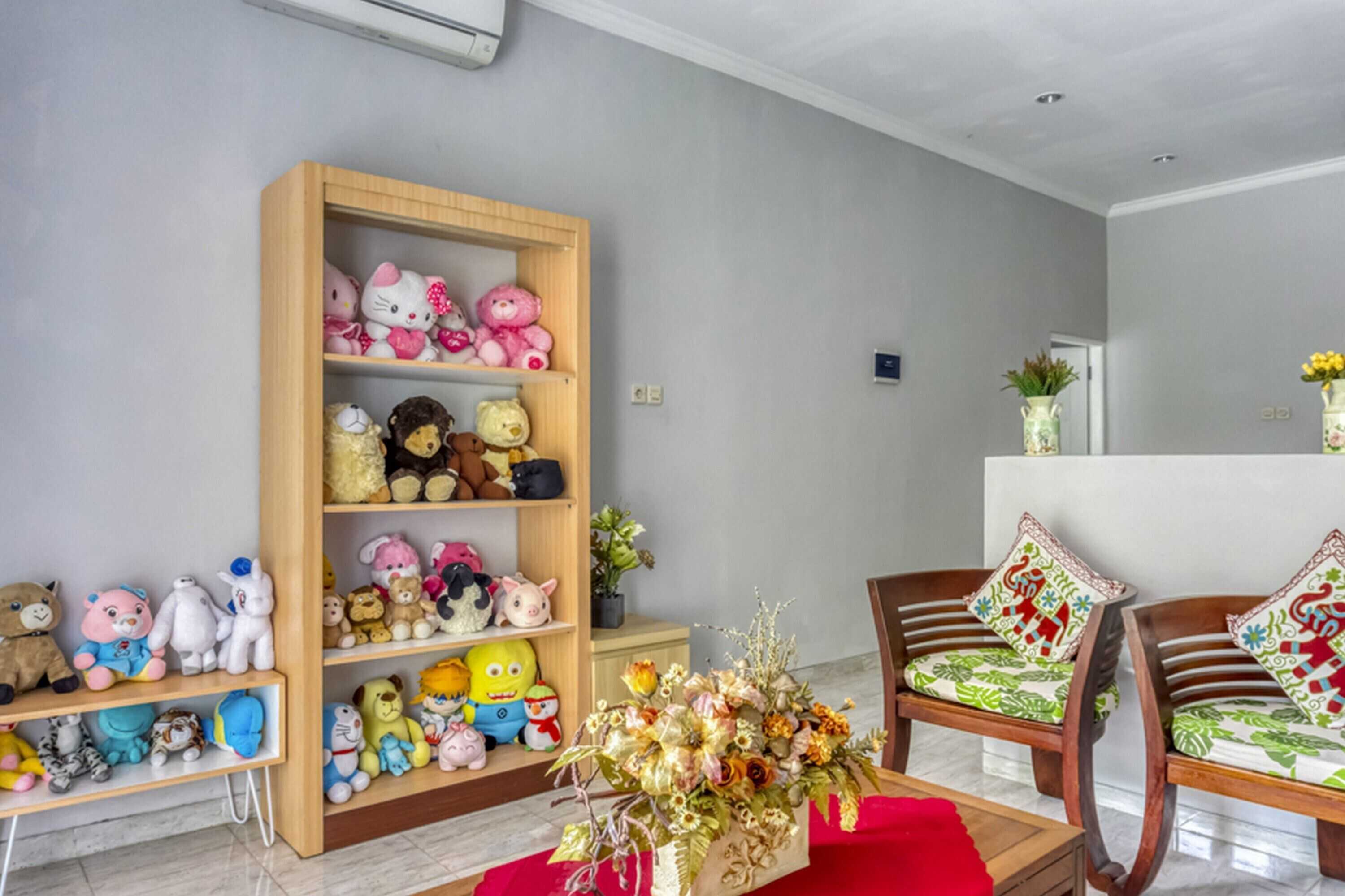 Gift card for Reddoorz Near Sindu Kusuma Edupark 2