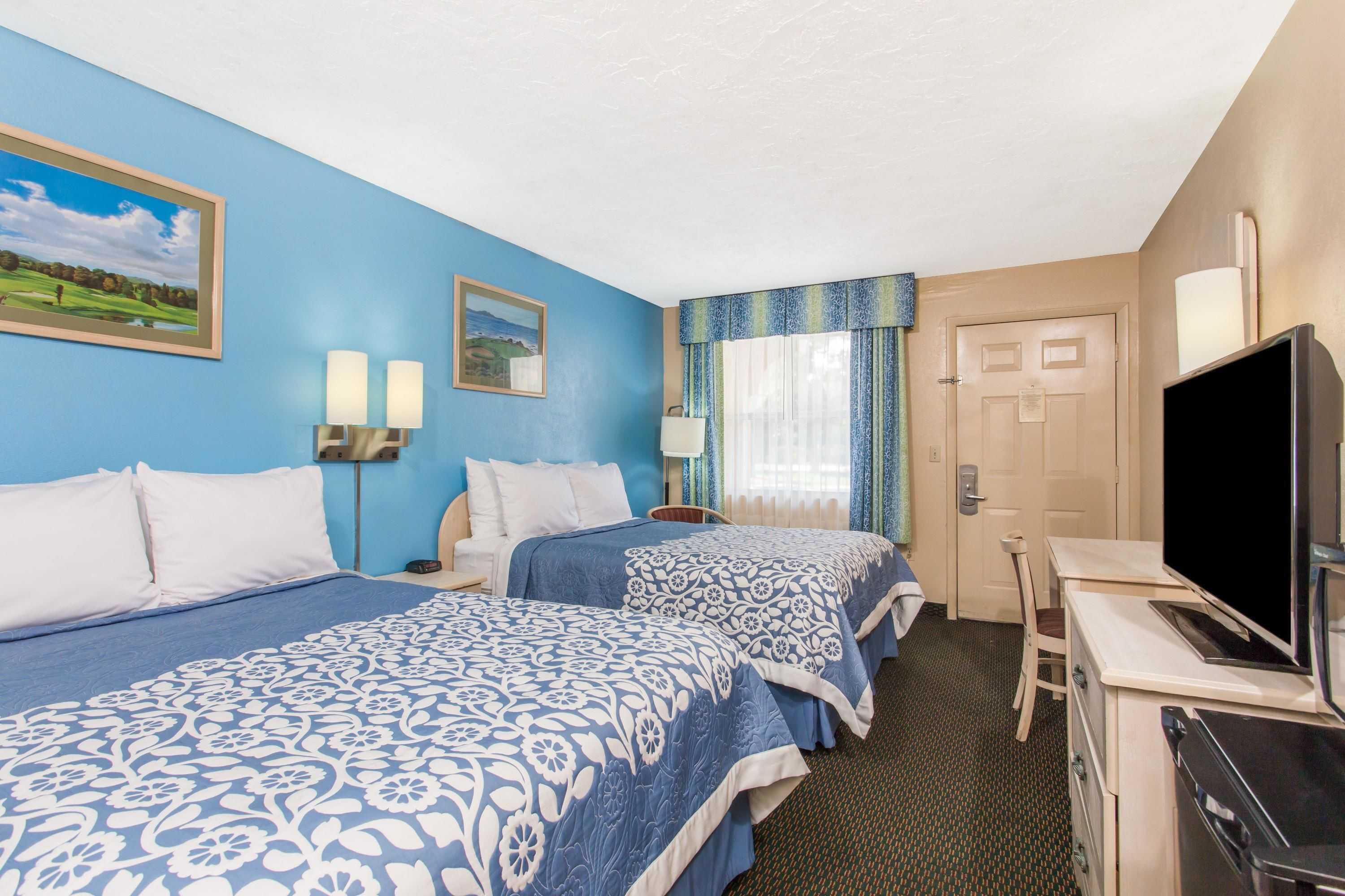 Gift card for Days Inn by Wyndham Bradenton I-75 Gift card for Days Inn by Wyndham Bradenton I-75