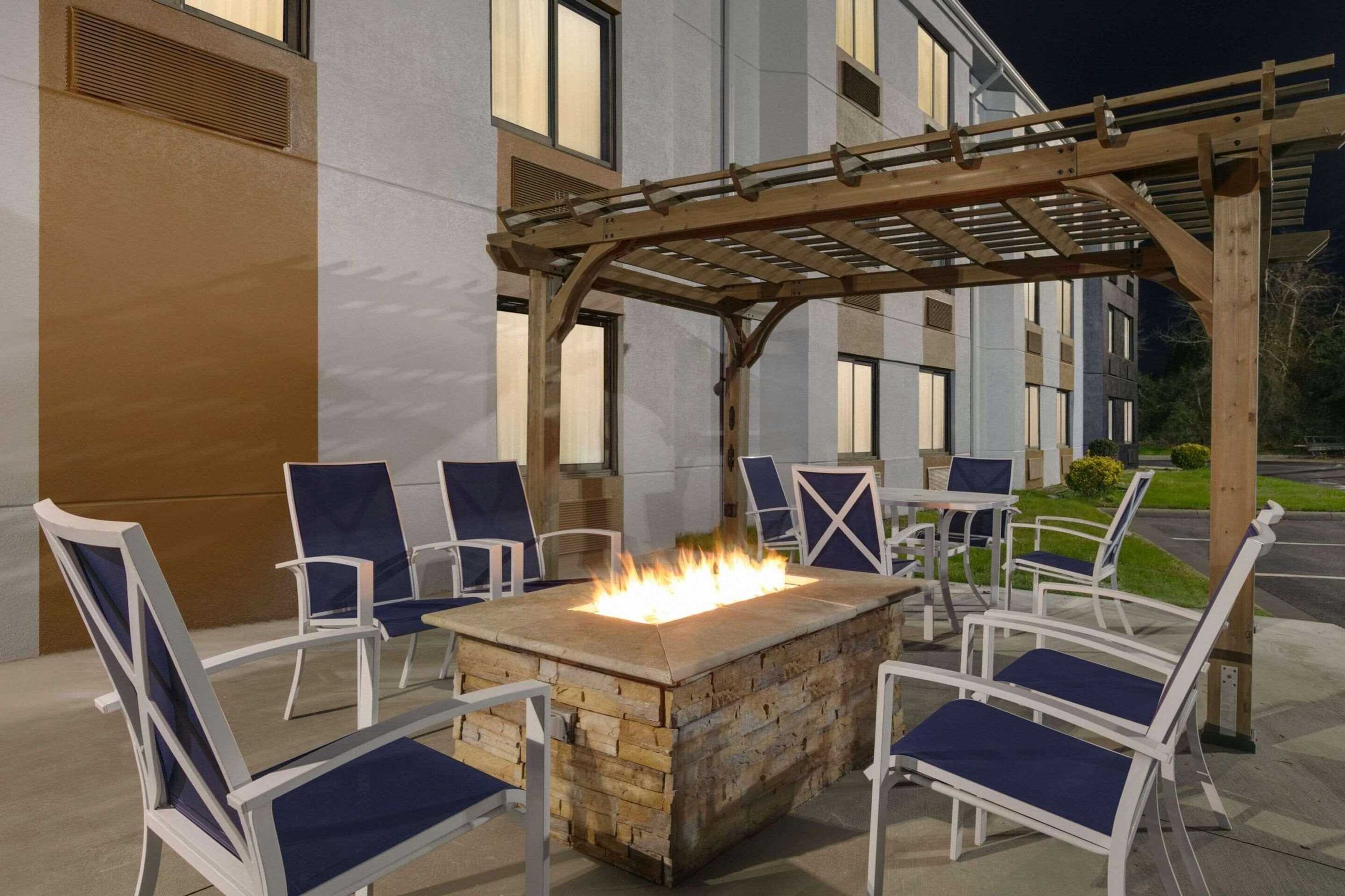 Gift card for Country Inn & Suites by Radisson, Roanoke Rapids, NC Gift card for Country Inn & Suites by Radisson, Roanoke Rapids, NC