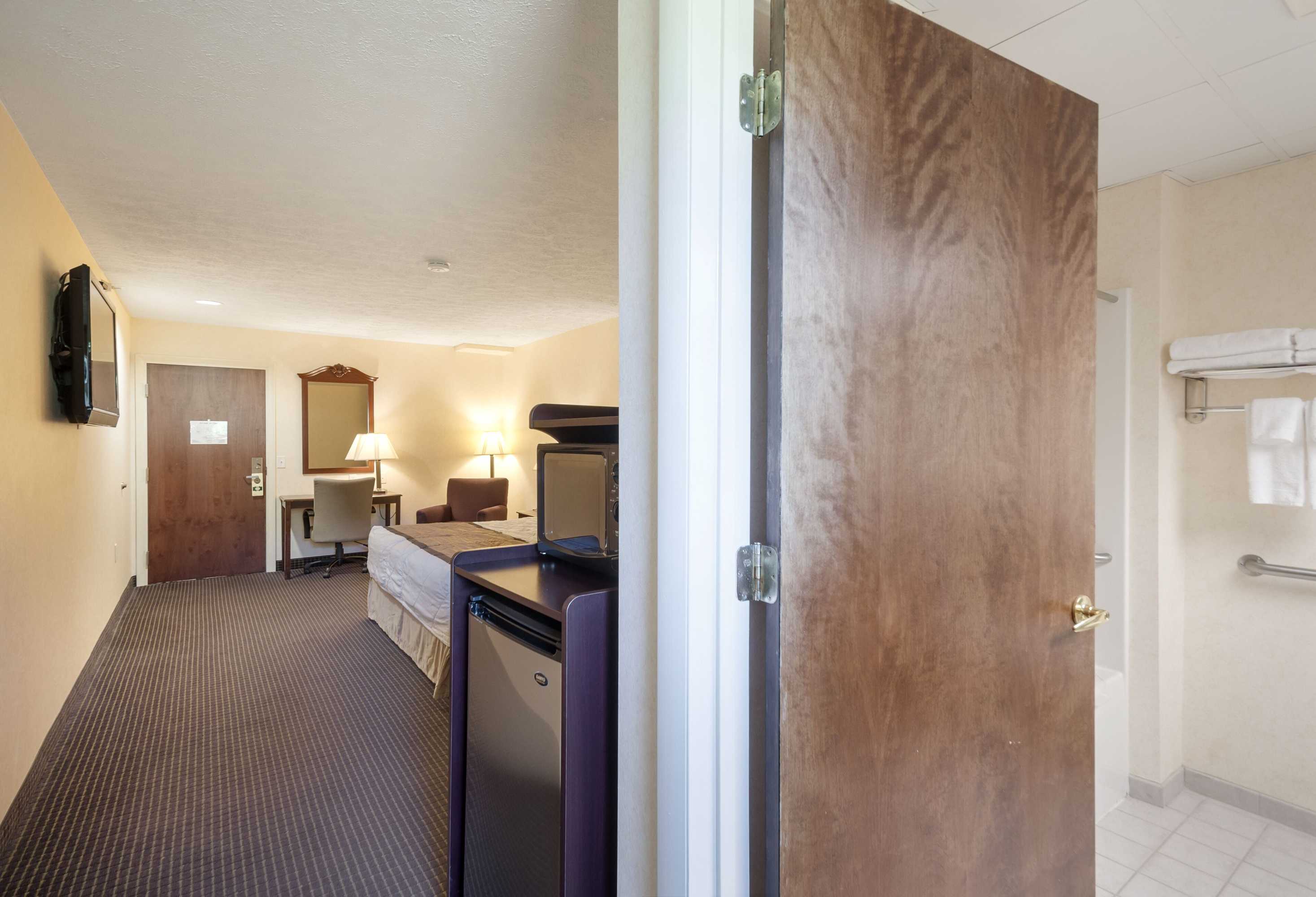 Gift card for Rodeway Inn & Suites Gift card for Rodeway Inn & Suites