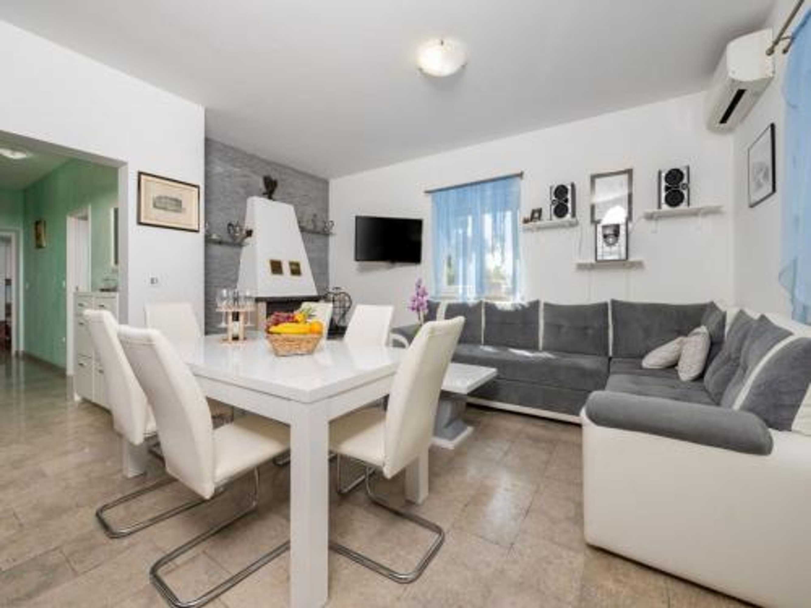Gift card for Villa St Nikola With Jacuzzi And Private Swimming Pool Gift card for Villa St Nikola With Jacuzzi And Private Swimming Pool