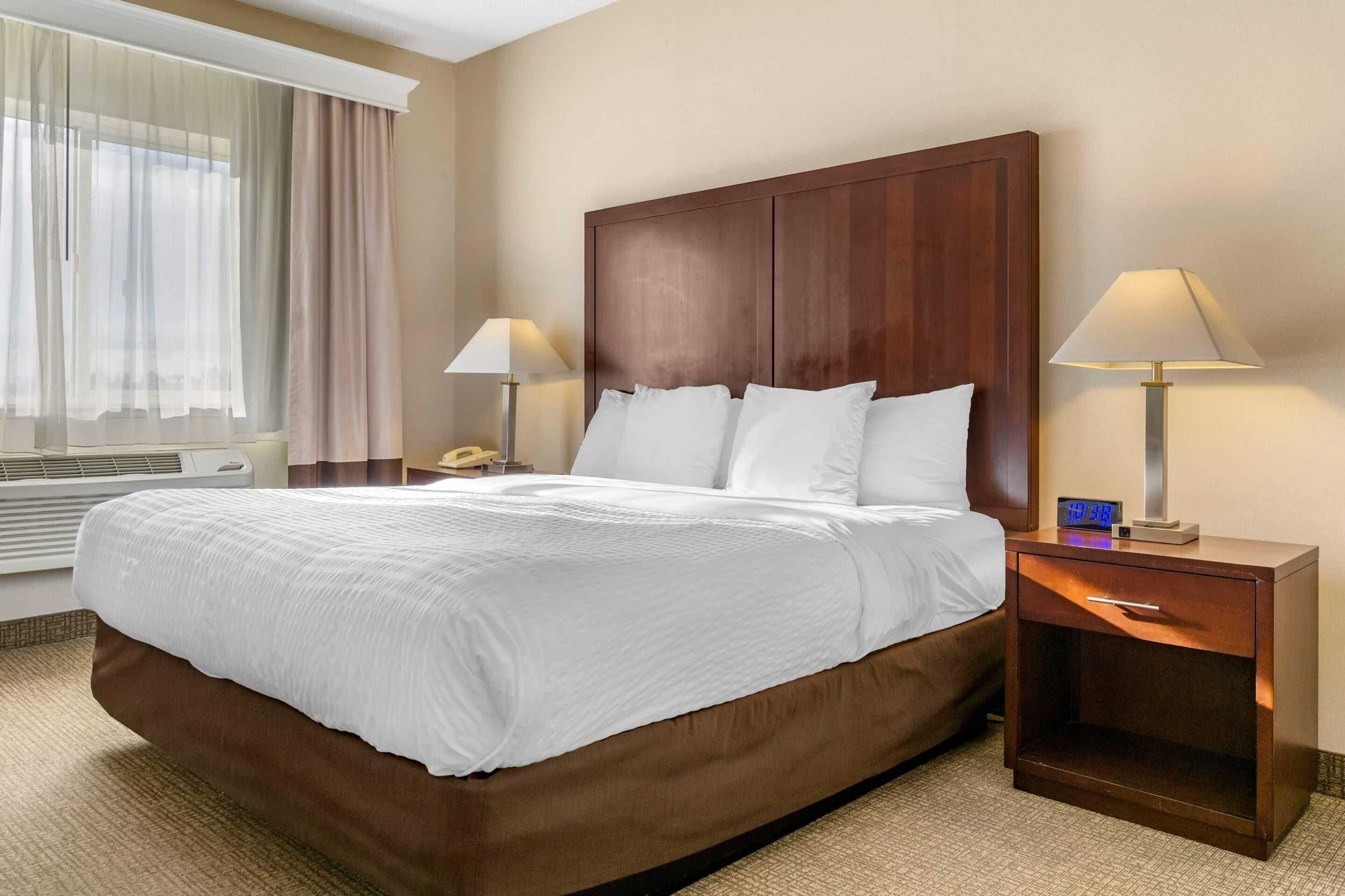 Gift card for Comfort Inn & Suites Seattle North
