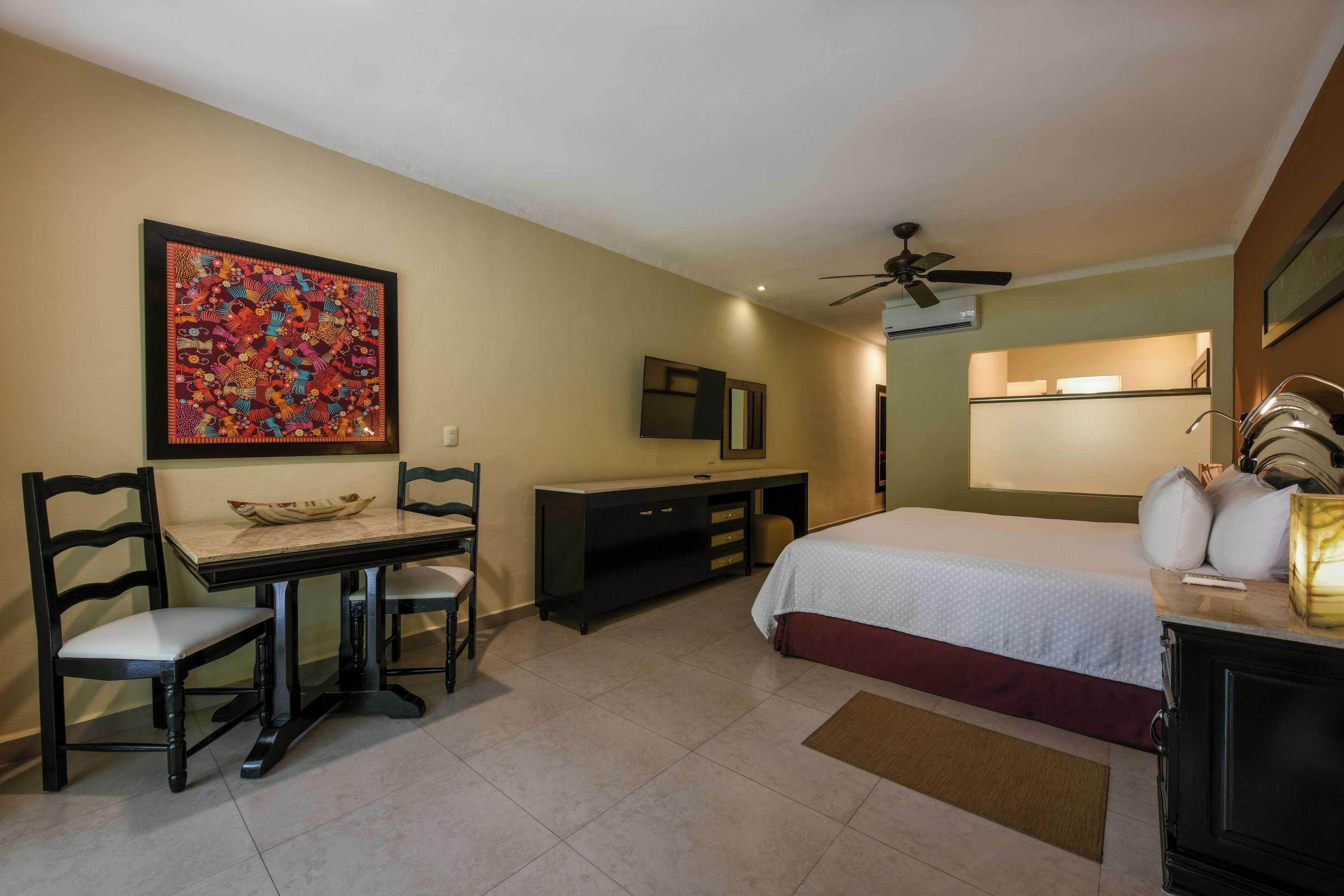 Gift card for El Dorado Royale, Catamarán, Cenote & More Inclusive Gift card for El Dorado Royale, Catamarán, Cenote & More Inclusive