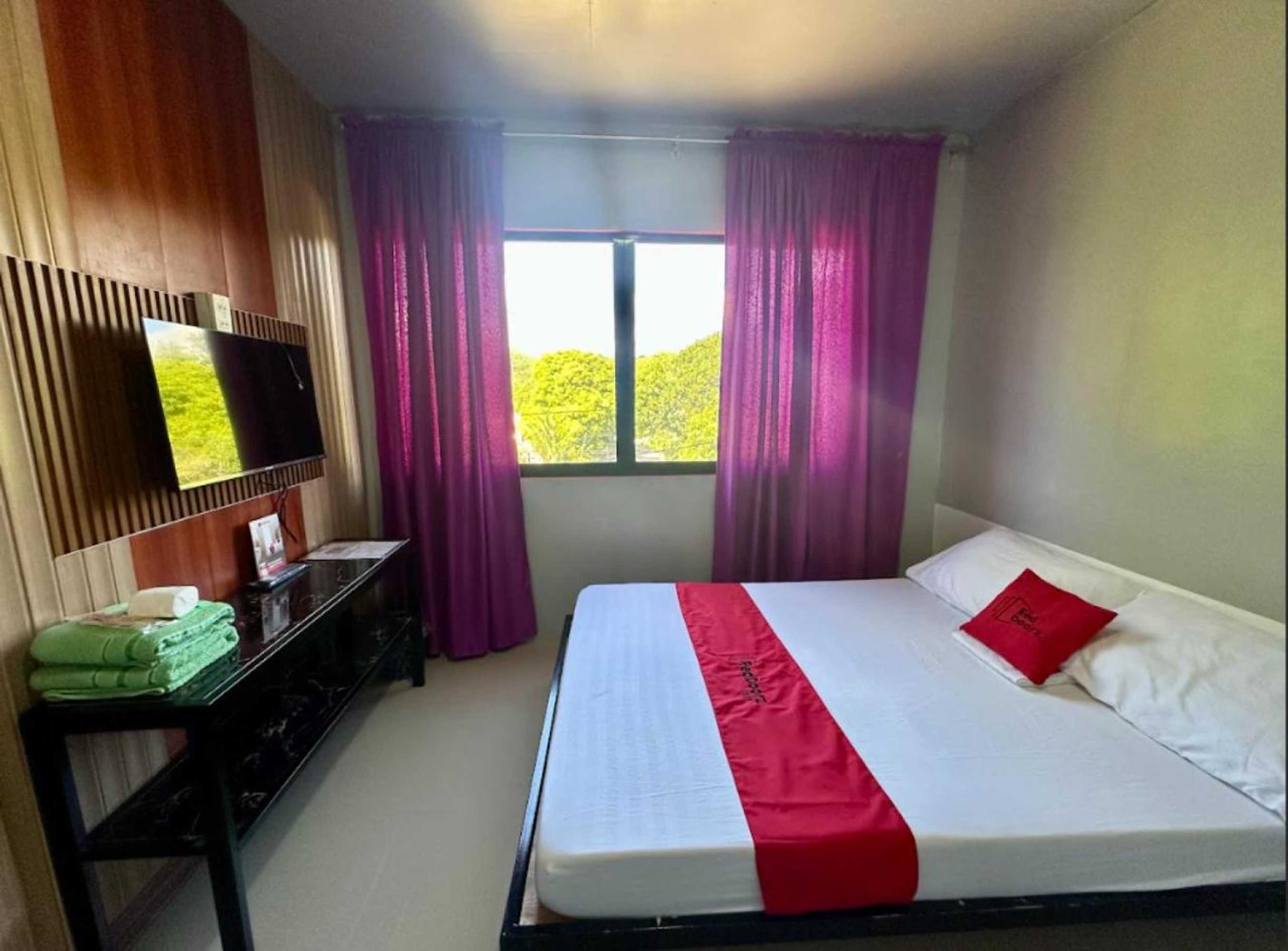 Gift card for Reddoorz at FJ Hotel Tubungan Iloilo